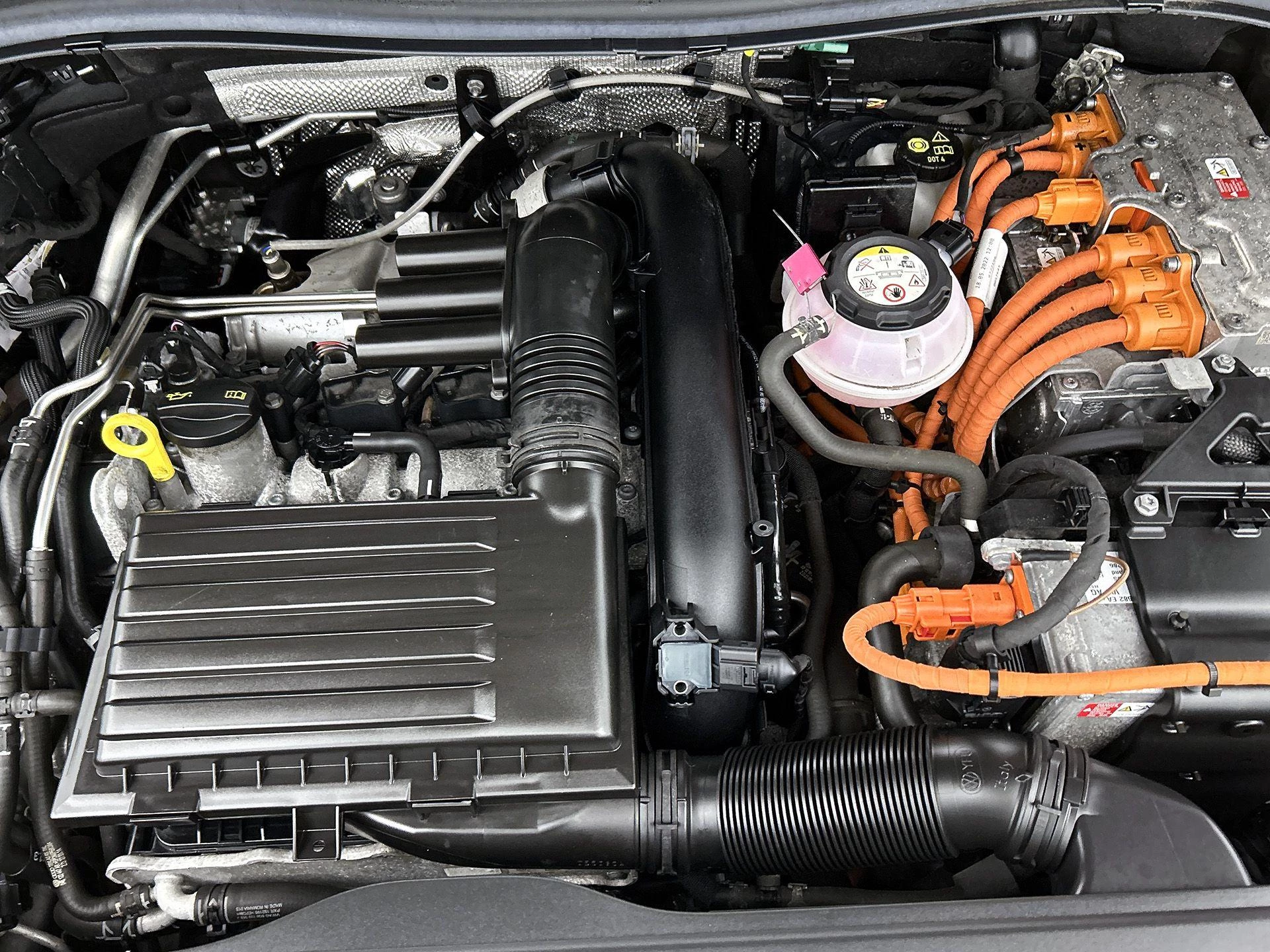 Volkswagen-Tiguan-image-29