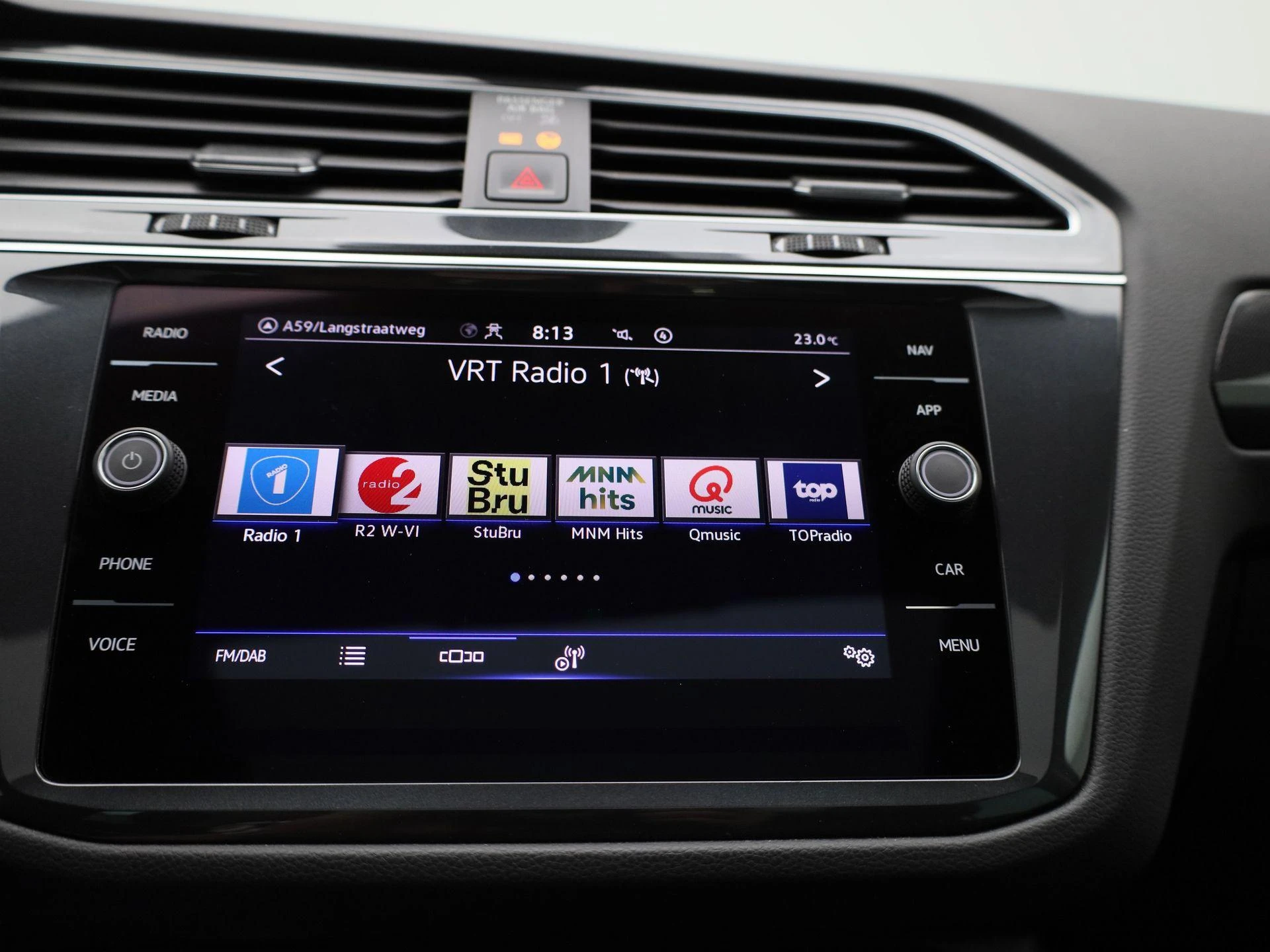 Volkswagen-Tiguan-image-17