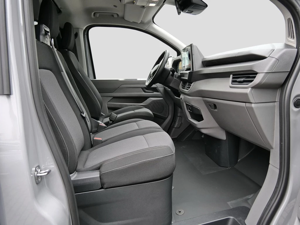 Volkswagen-Transporter-image-6