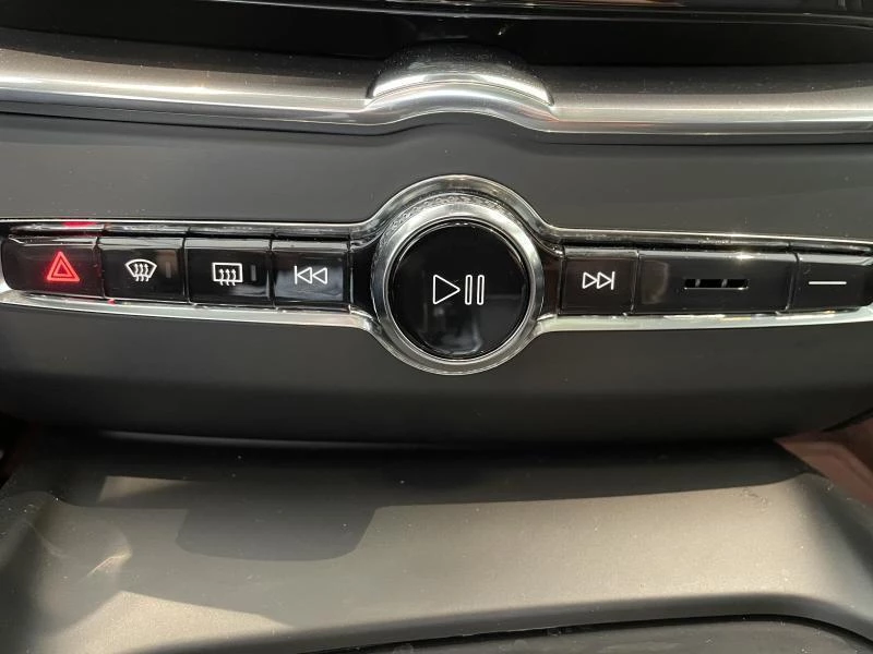 Volvo XC60 Recharge Incription Expression T6 AWD Plug in Hybr