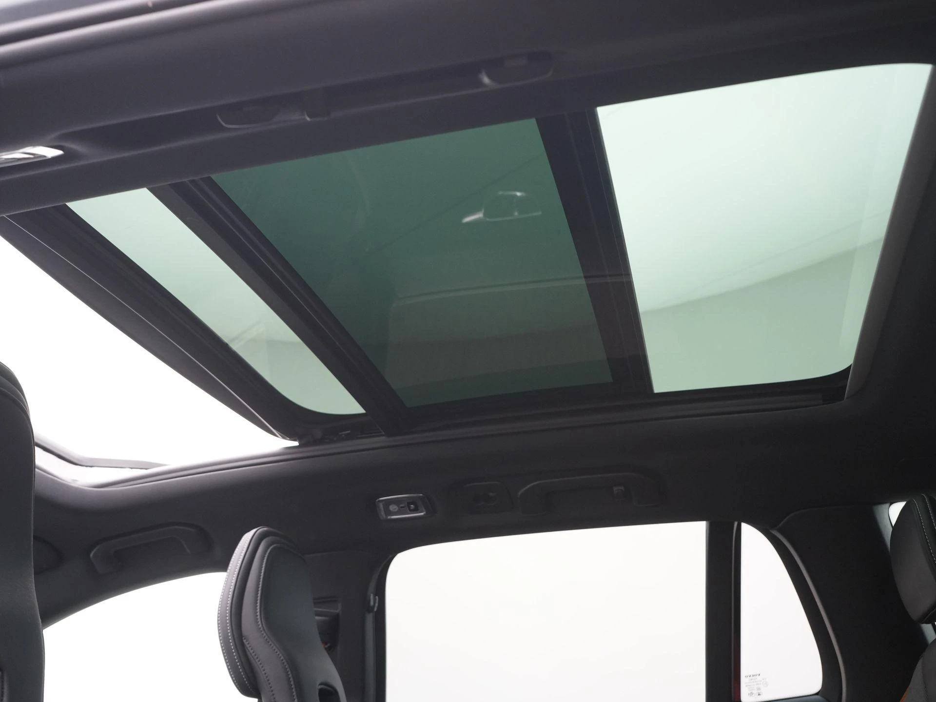 Volvo-V60-image-43