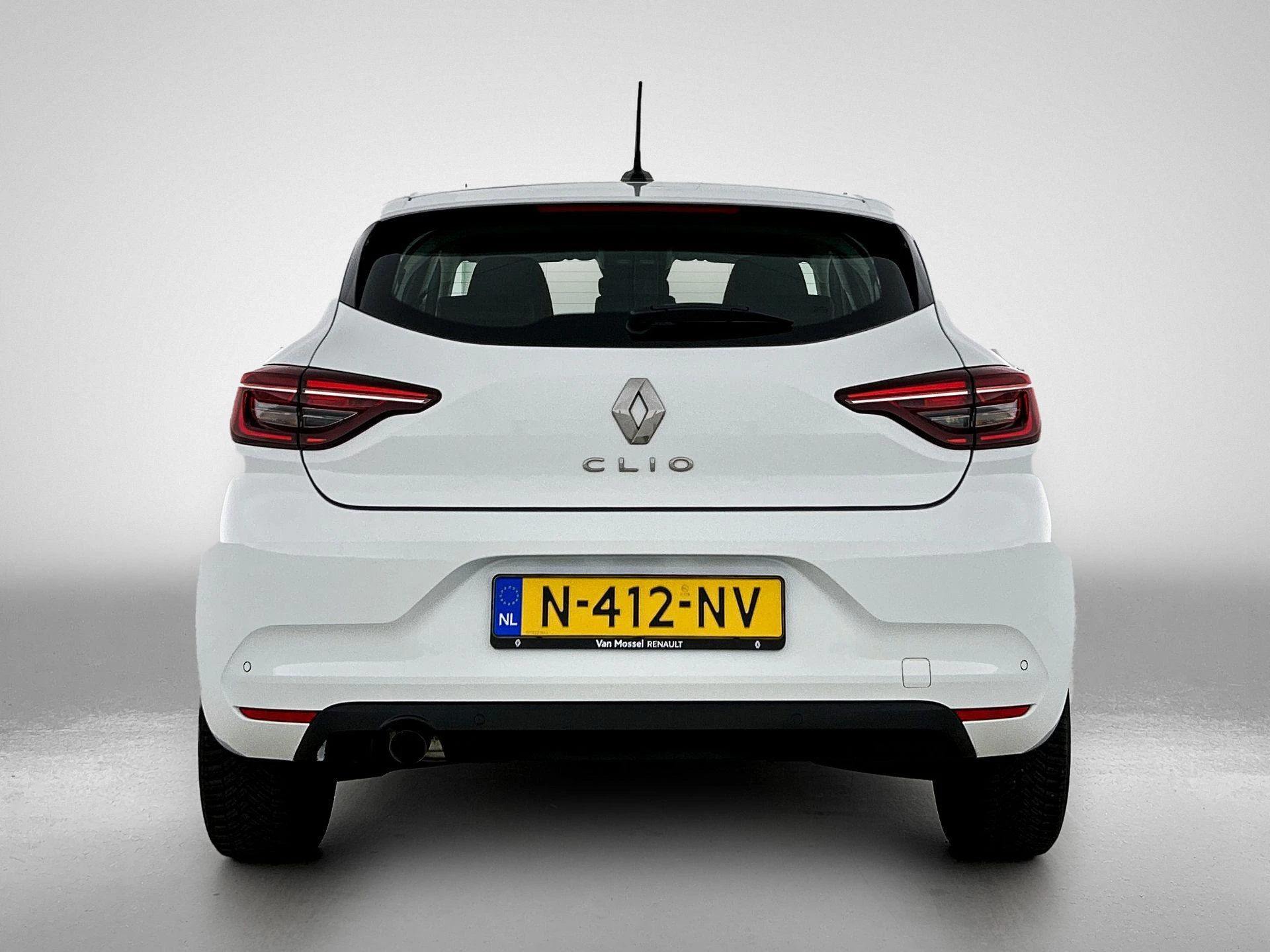 Renault-Clio-image-2