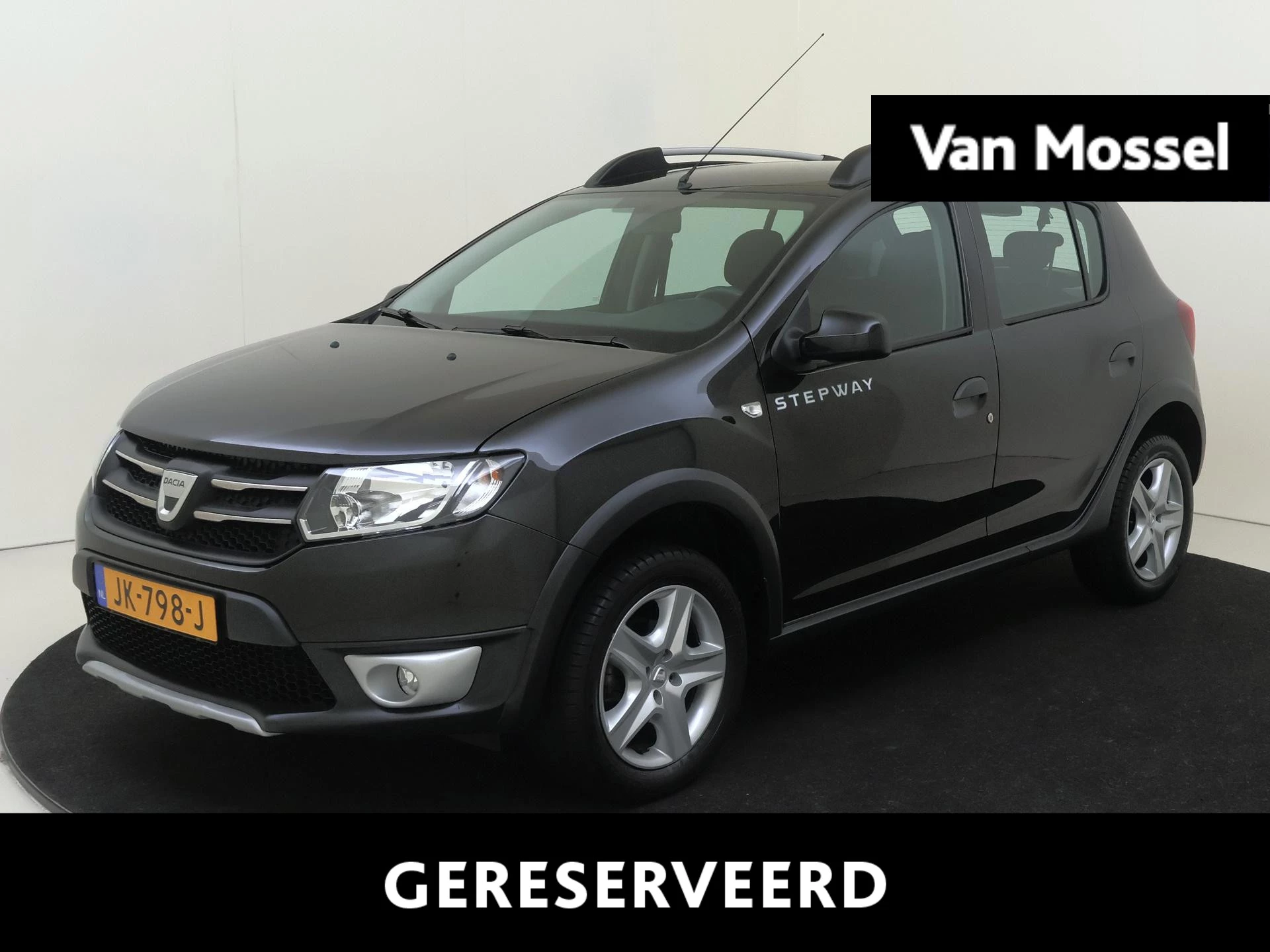 Dacia-Sandero Stepway-image-0