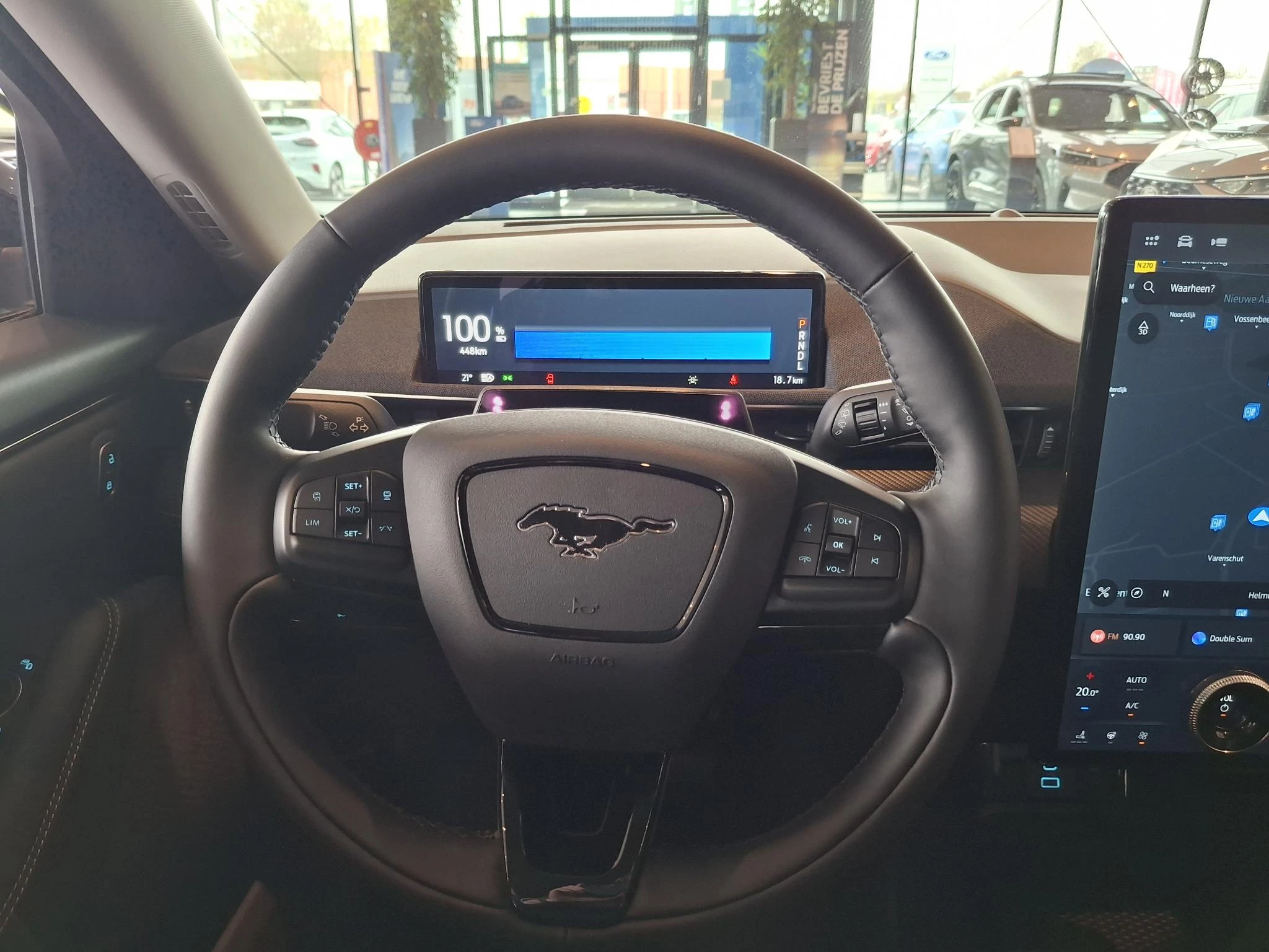 Ford Mustang Mach-E Standard RWD 75 kWh