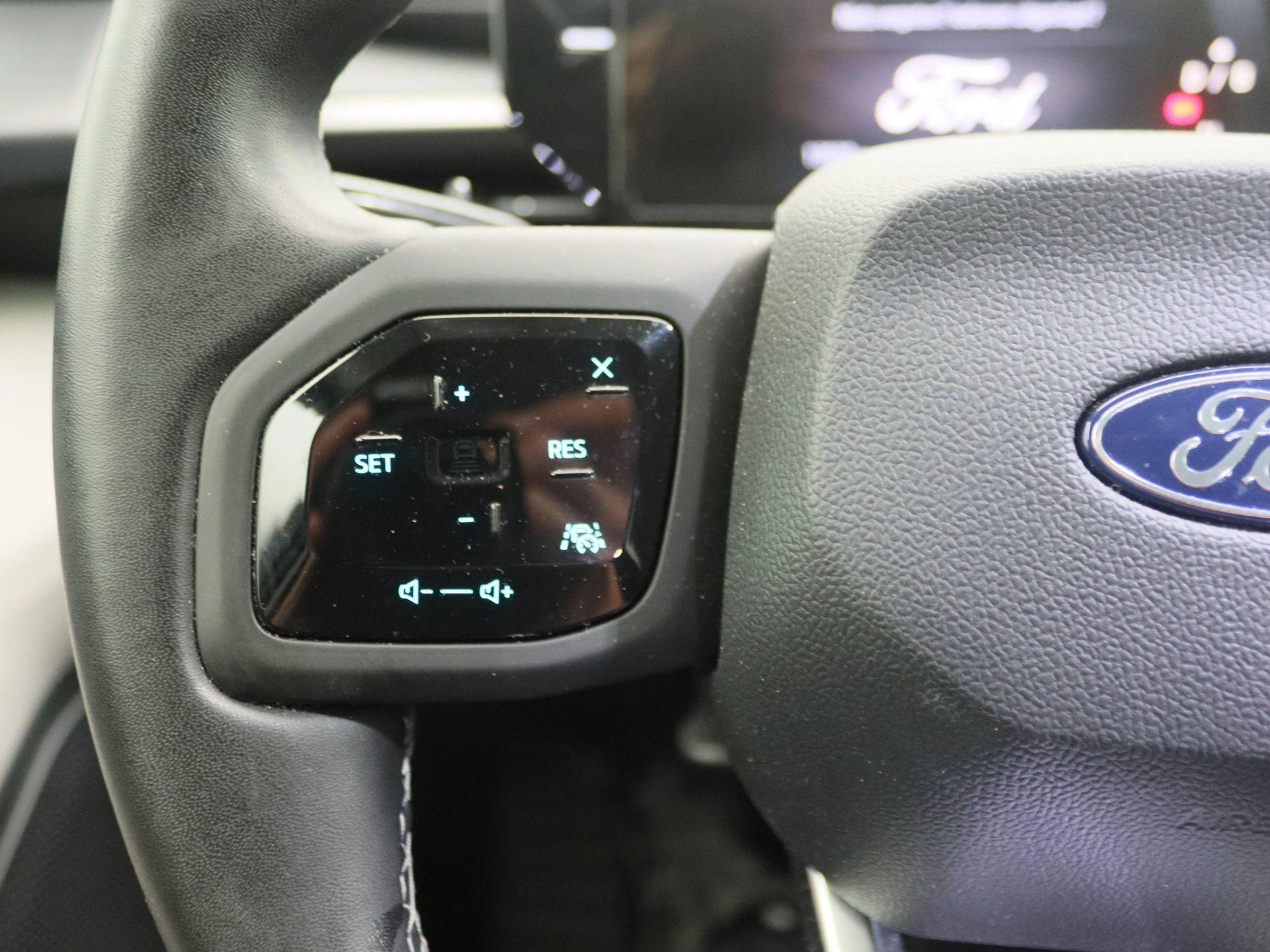 Ford-Explorer-image-19