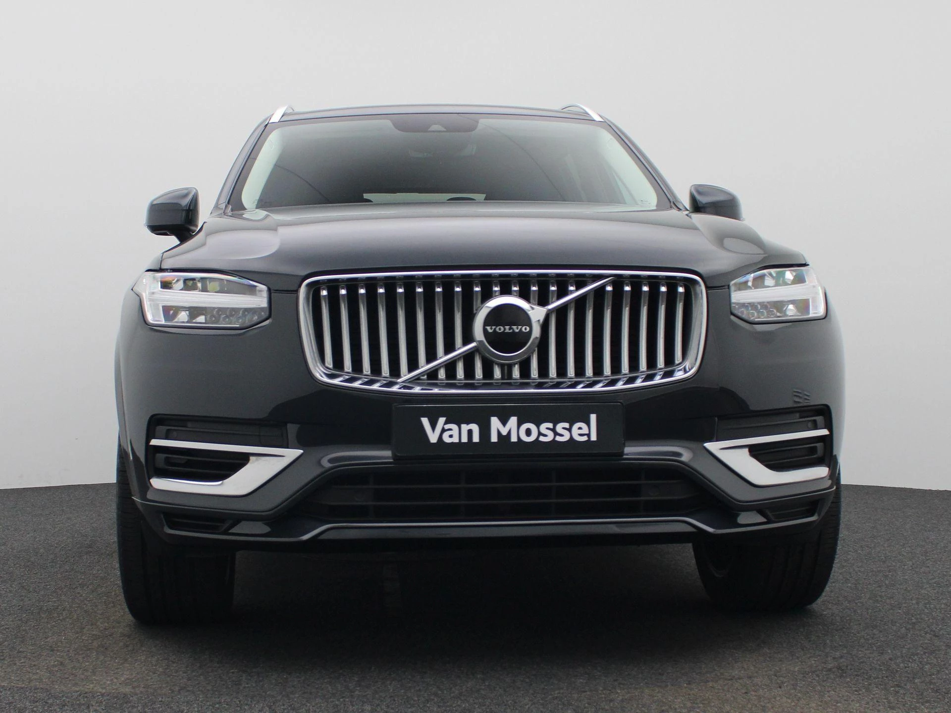 Volvo-XC90-image-2