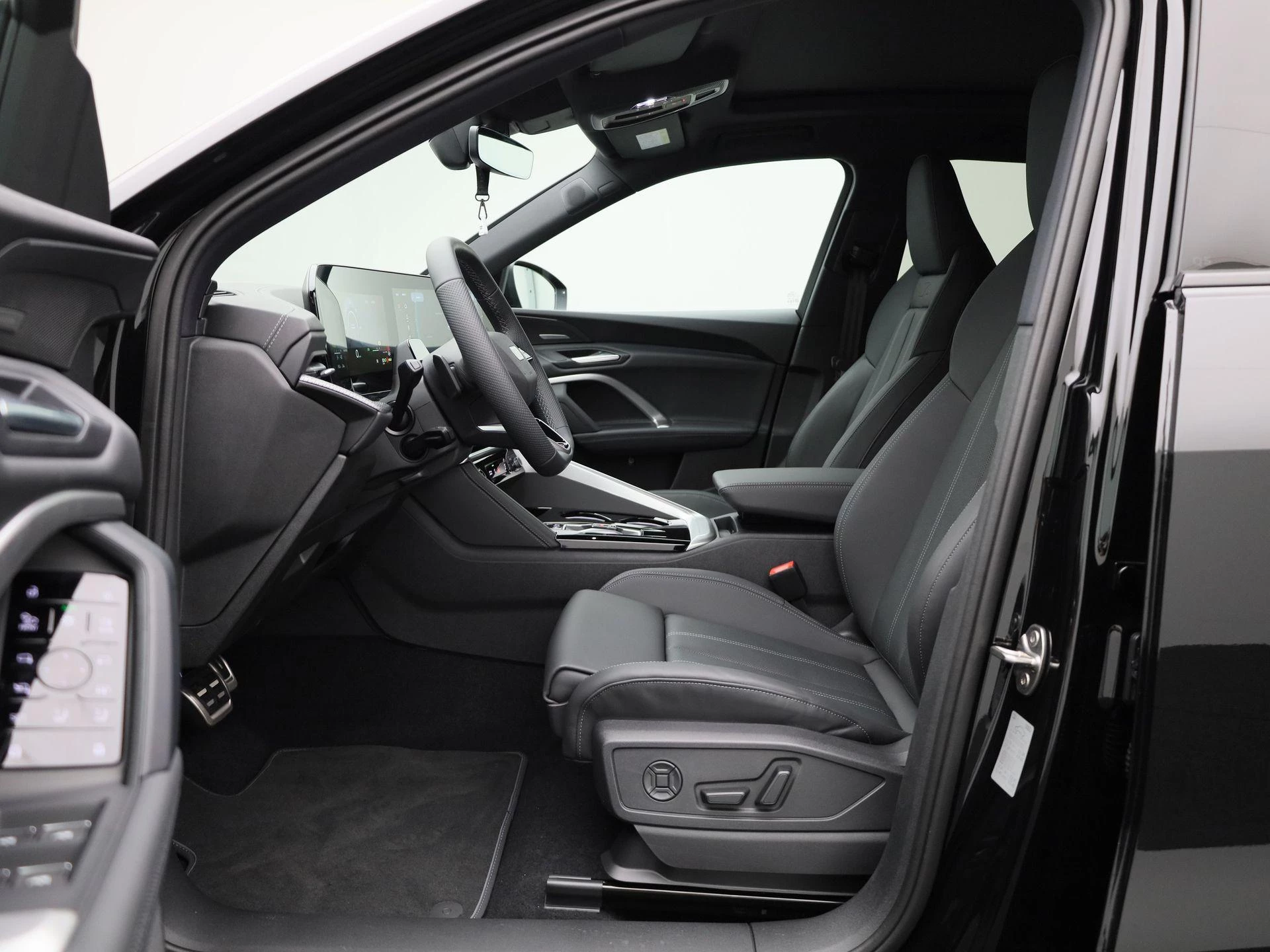 Audi Q5 2.0 TFSI e-hybrid quattro S edition Competition