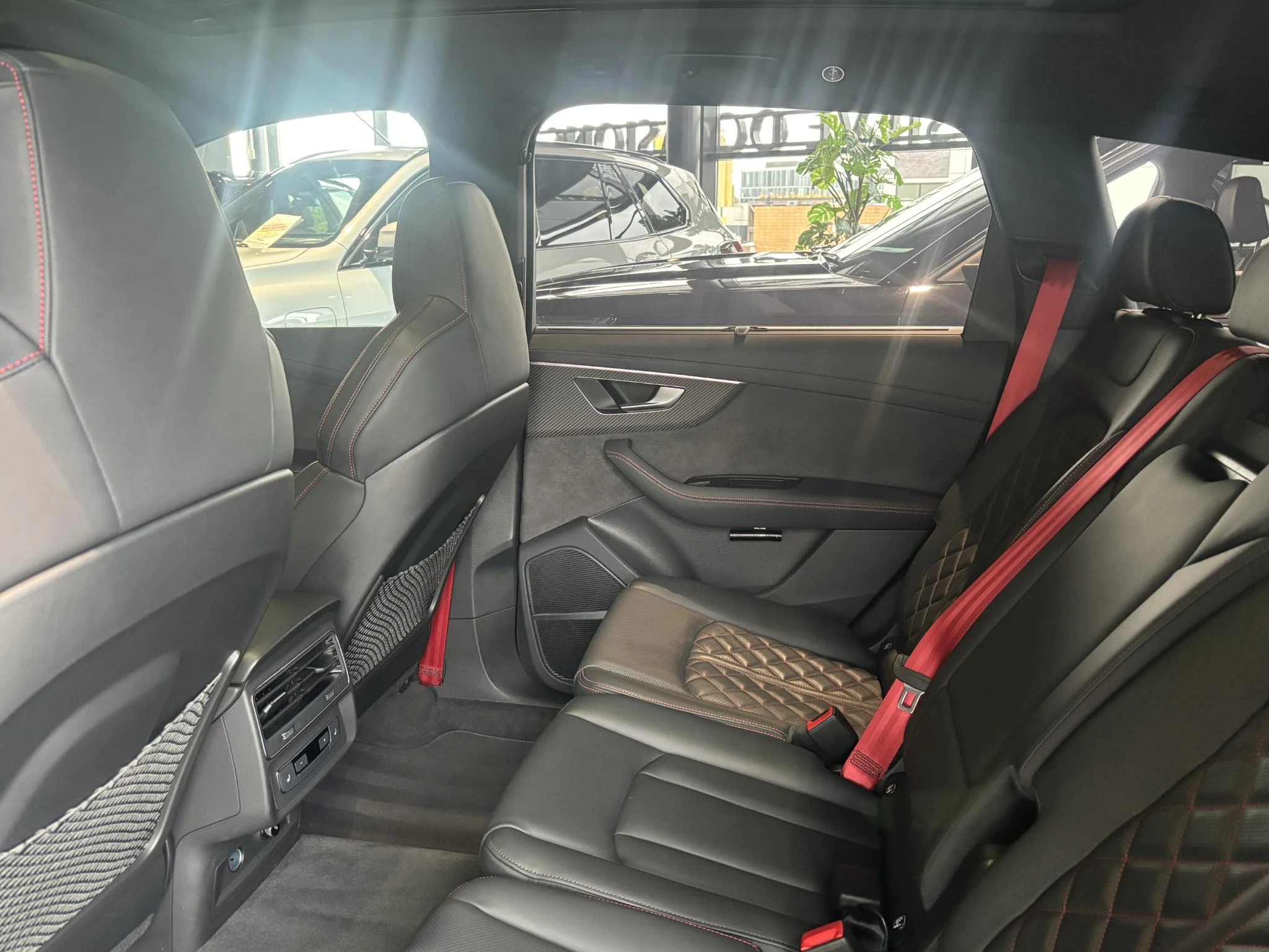 Audi-Q7-image-10