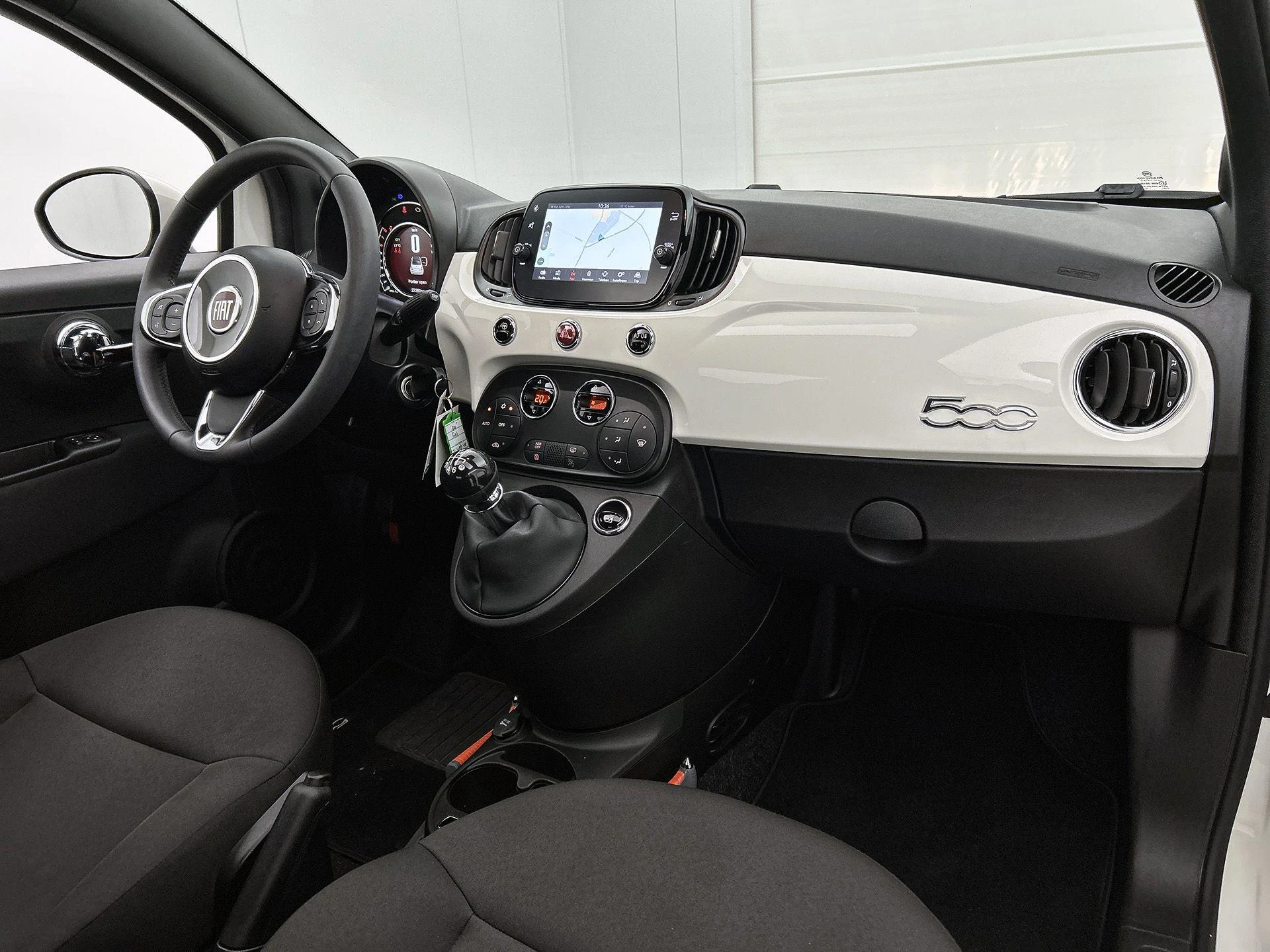 Fiat-500C-image-16