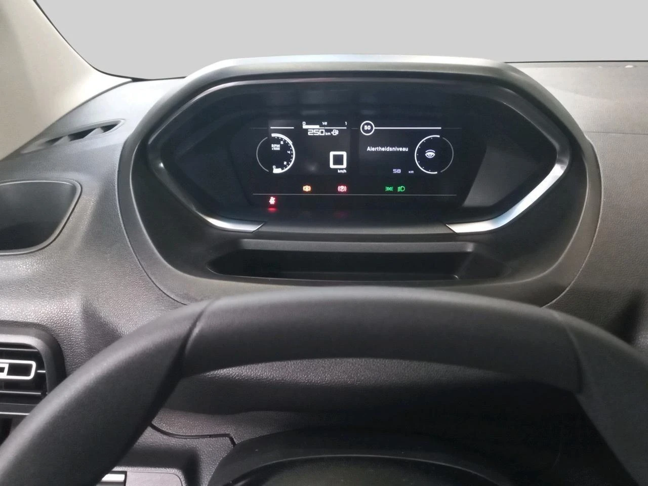 Peugeot-Partner-image-8