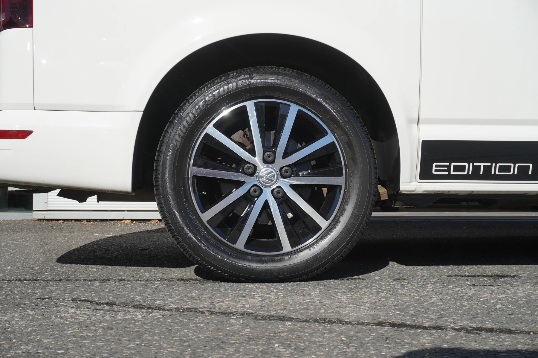 Volkswagen-California-image-18