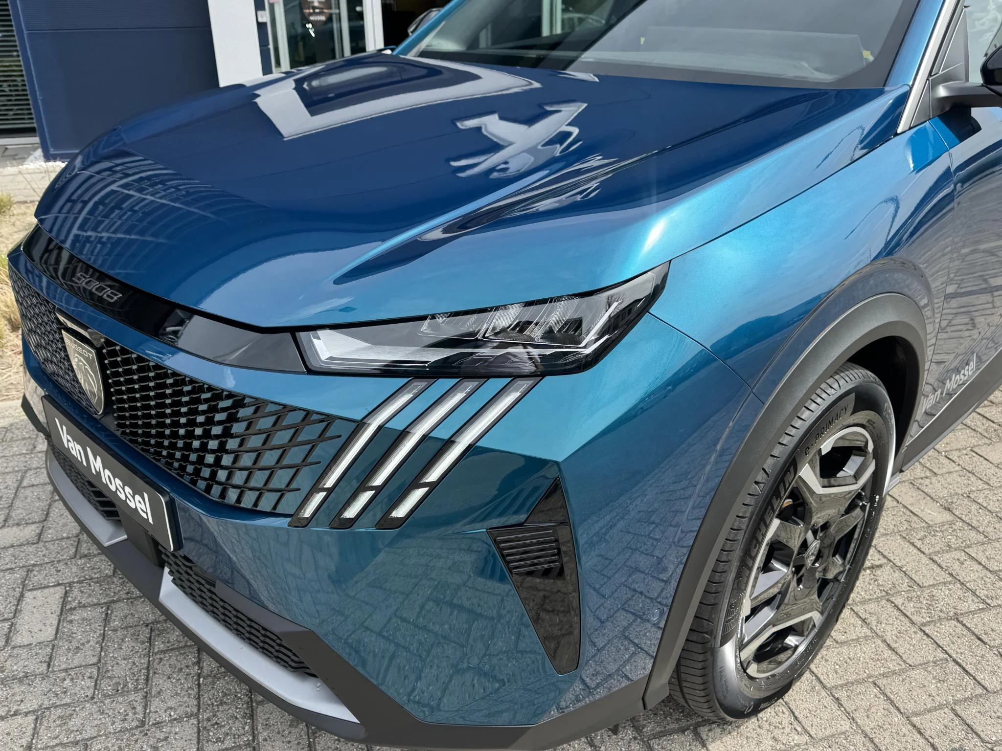 Peugeot-5008-image-8