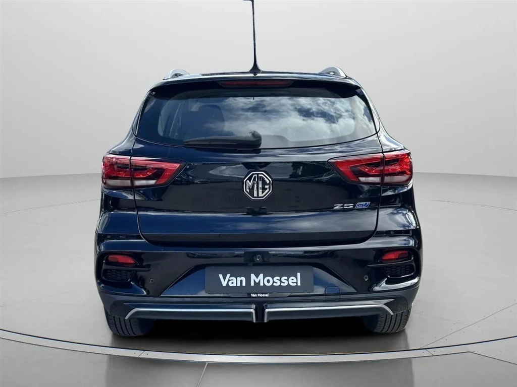 MG-ZS EV-image-5