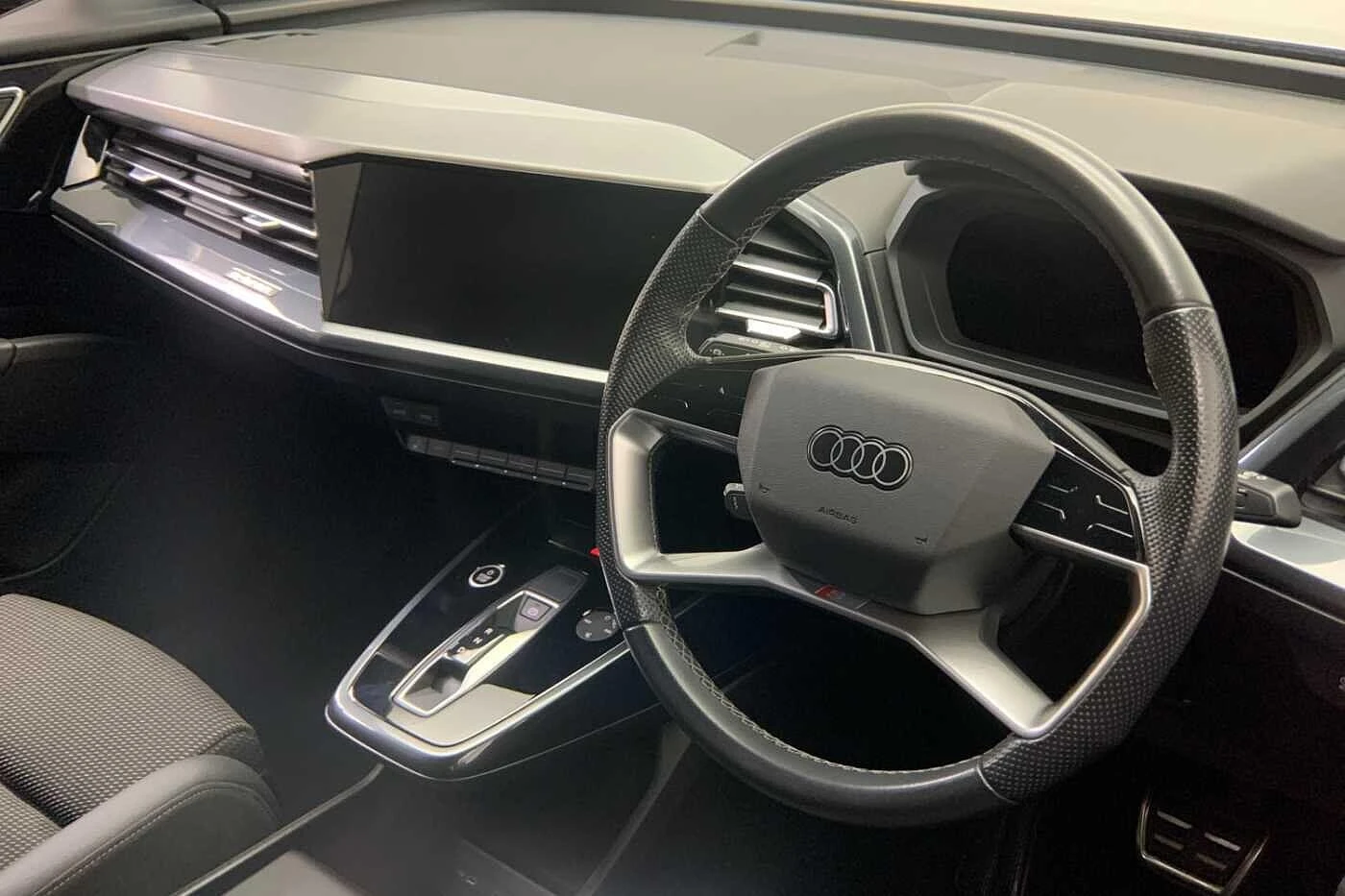Audi-Q4 Sportback e-tron-image-5