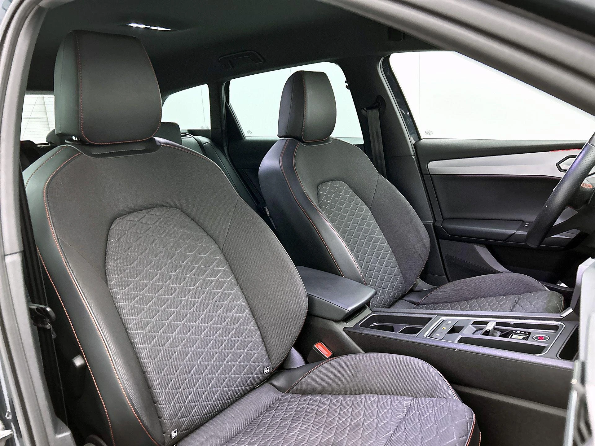 SEAT-Leon-image-31