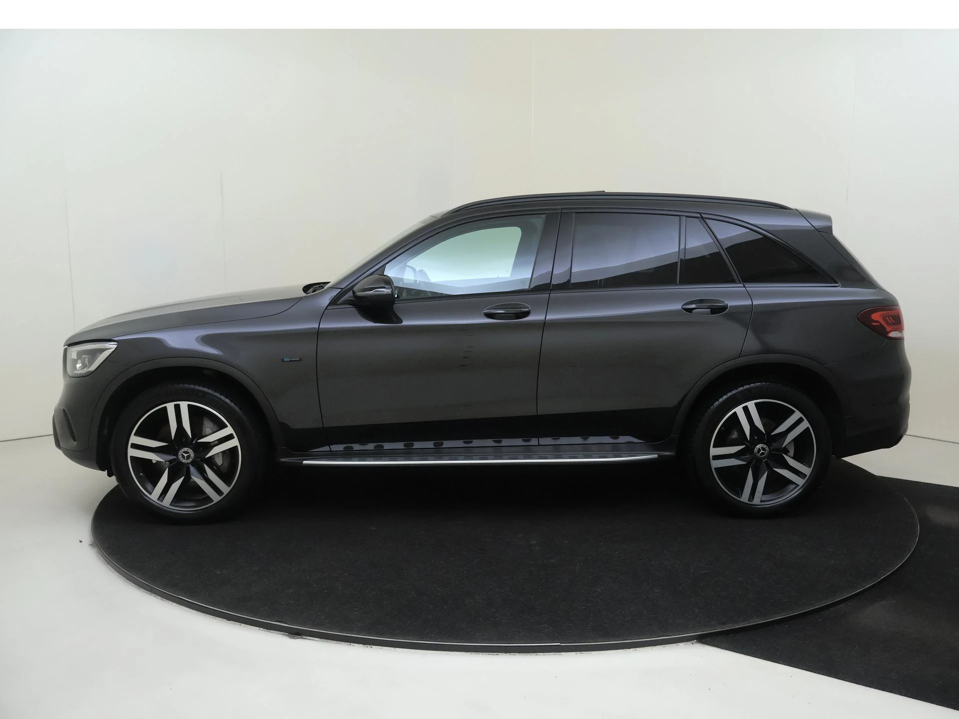 Mercedes-Benz-GLC-image-7