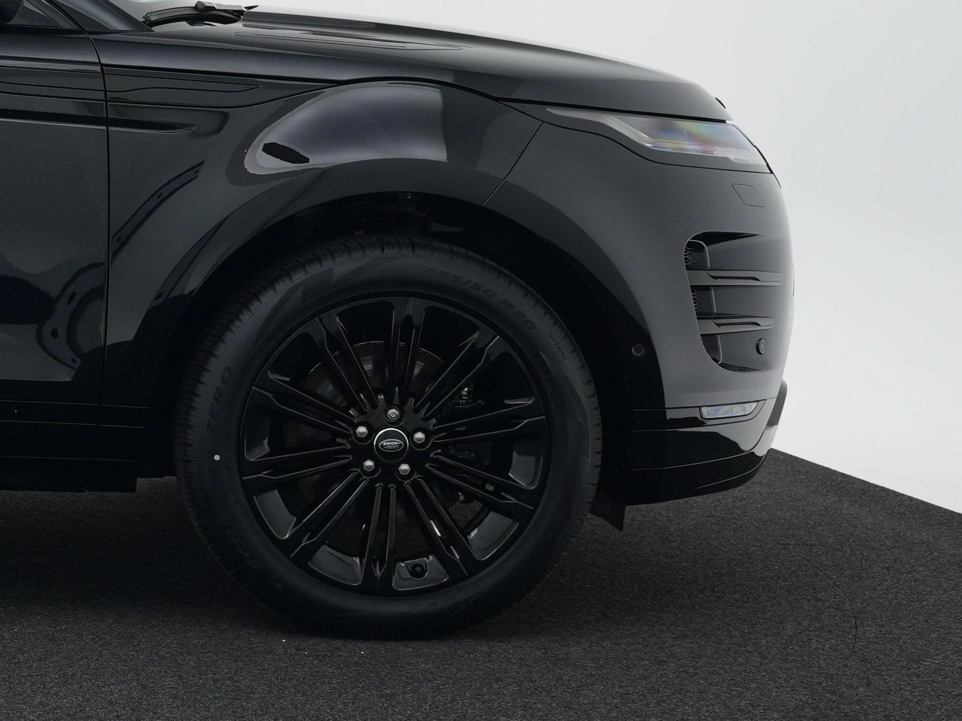 Land Rover-Range Rover Evoque-image-7