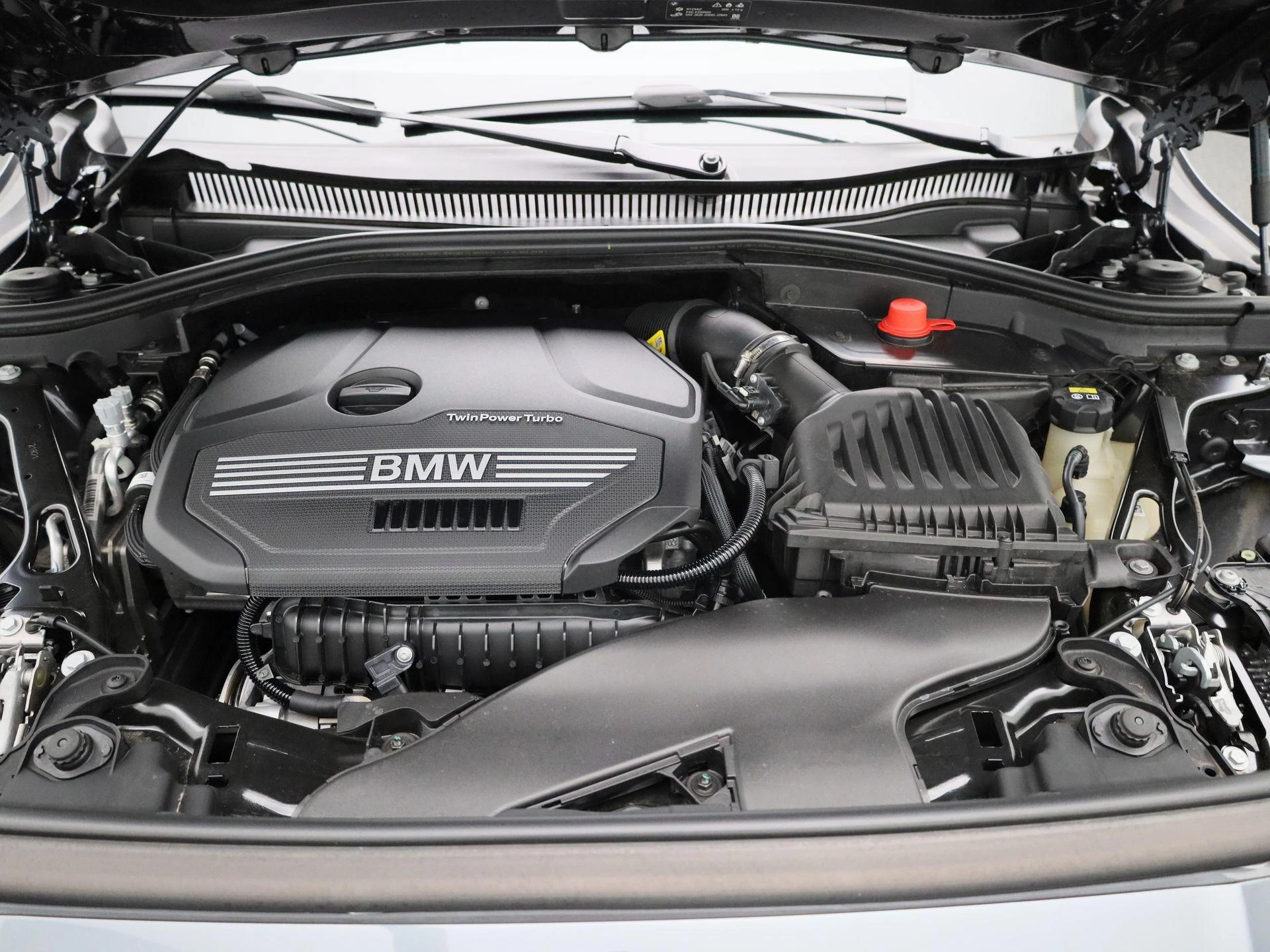 BMW-2 Serie-image-33