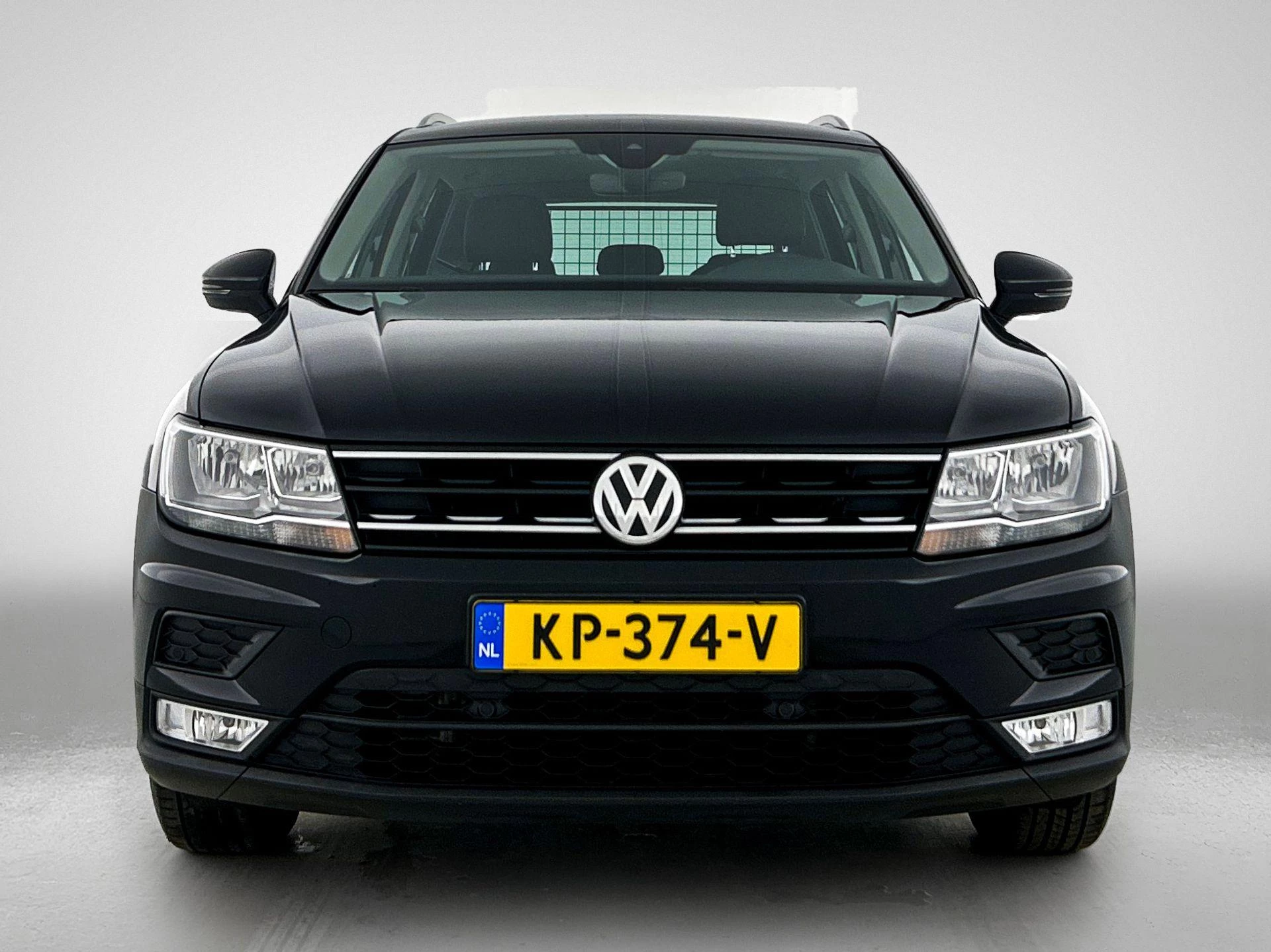 Volkswagen-Tiguan-image-4