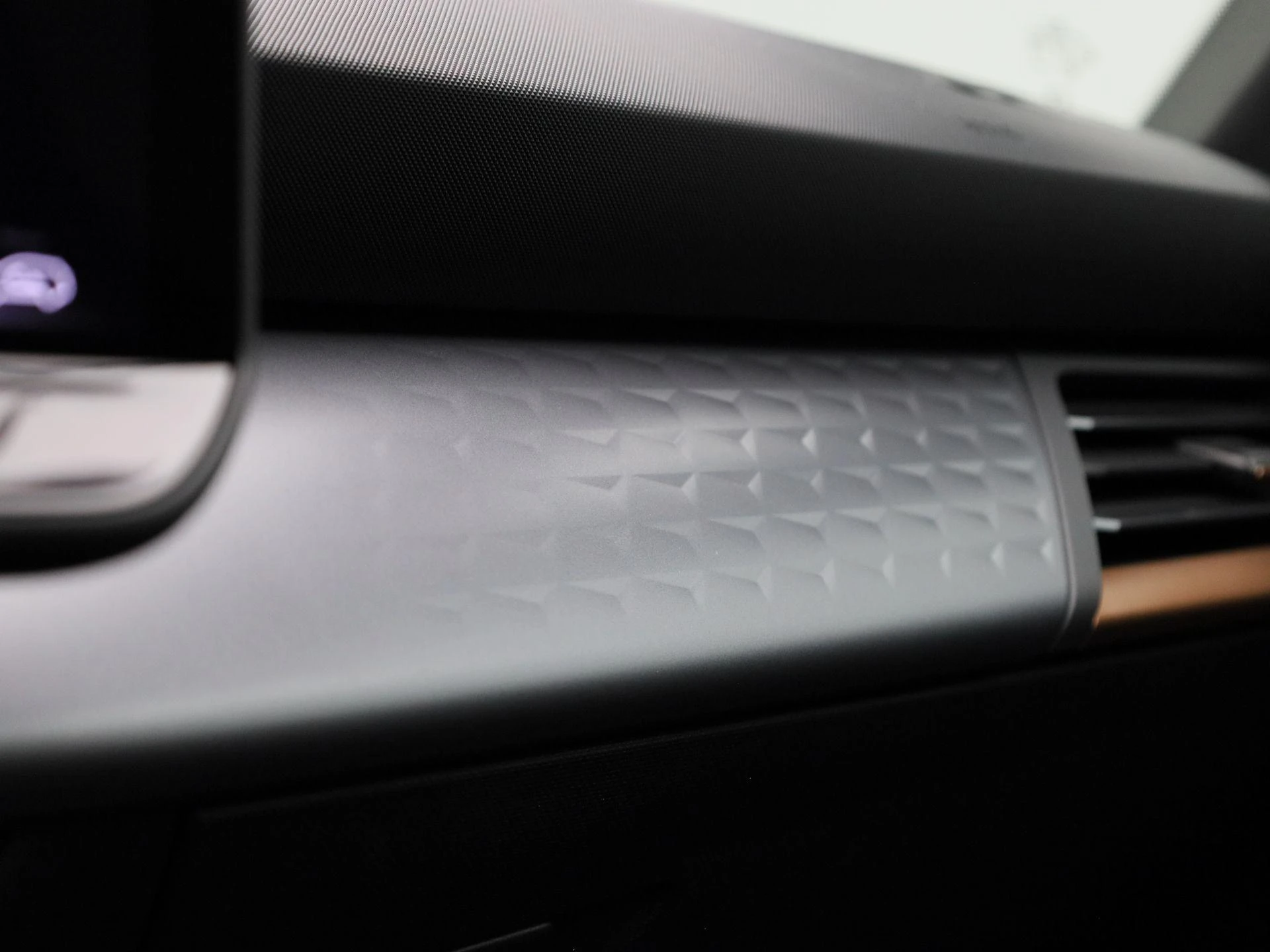 CUPRA Born - 33