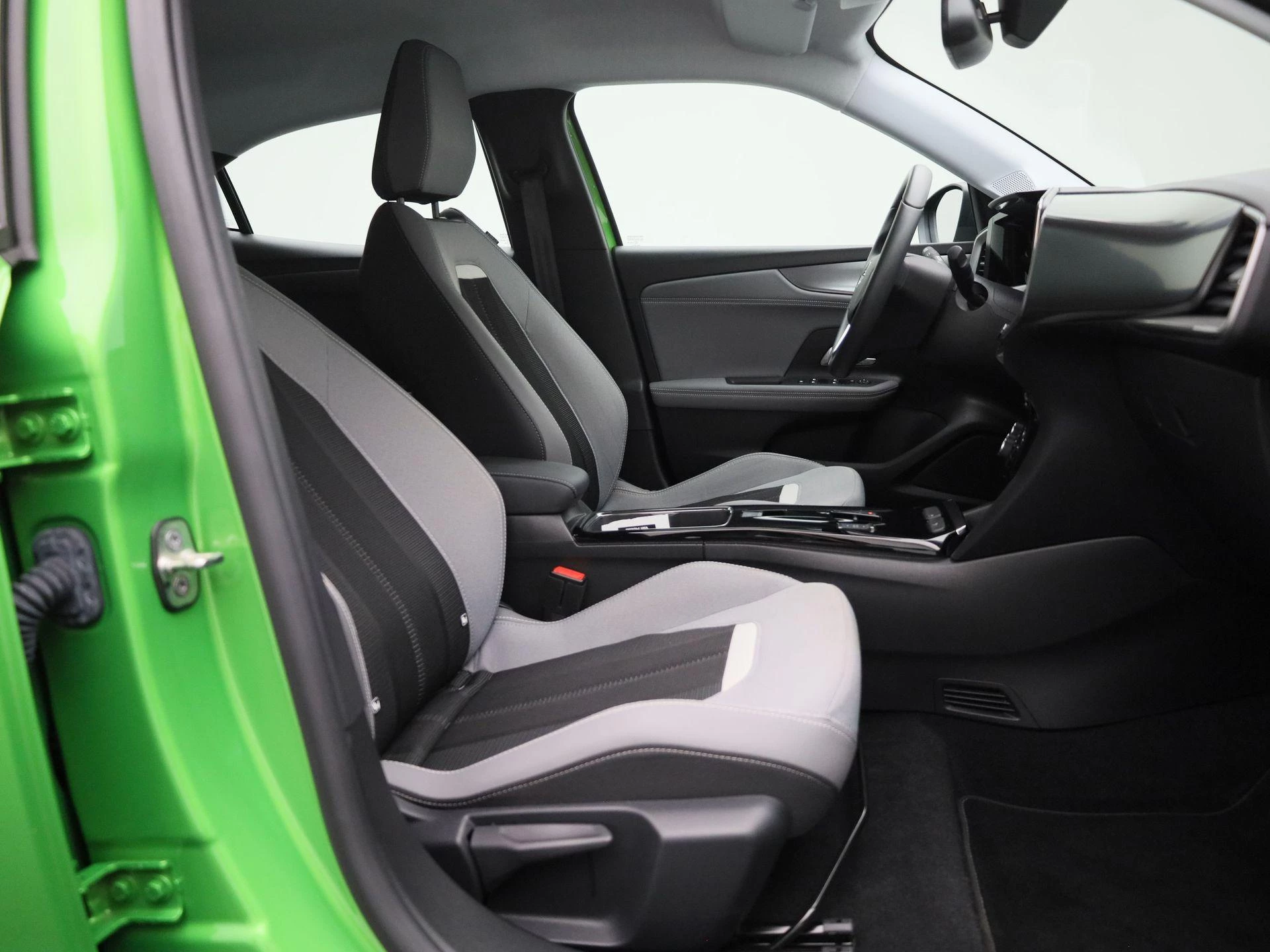 Opel-Mokka-e-image-31