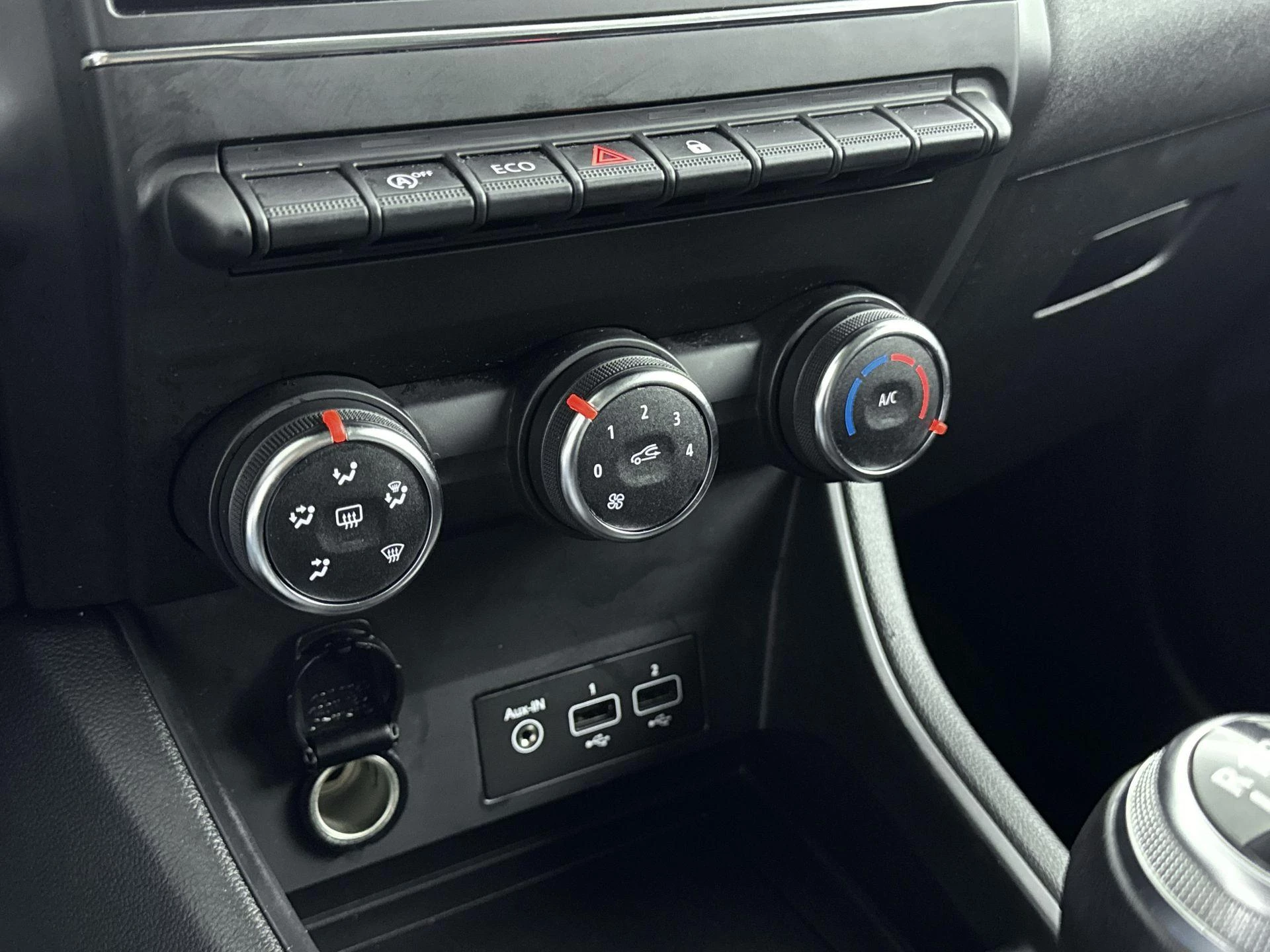 Renault-Captur-image-6