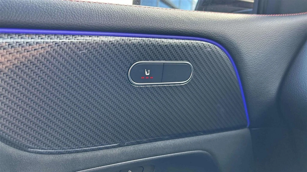 Mercedes-Benz-GLB-image-10