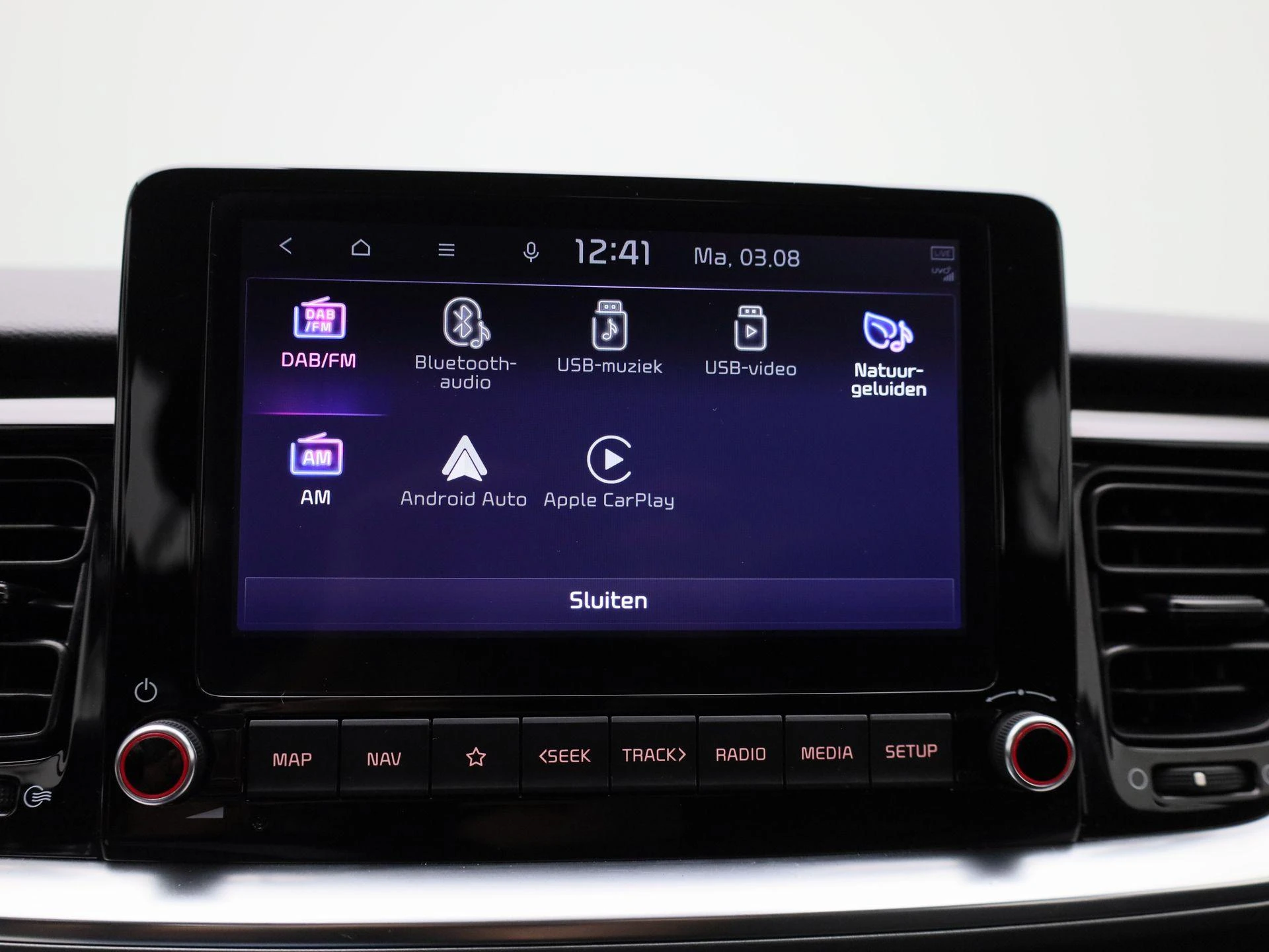 Kia-Stonic-image-23