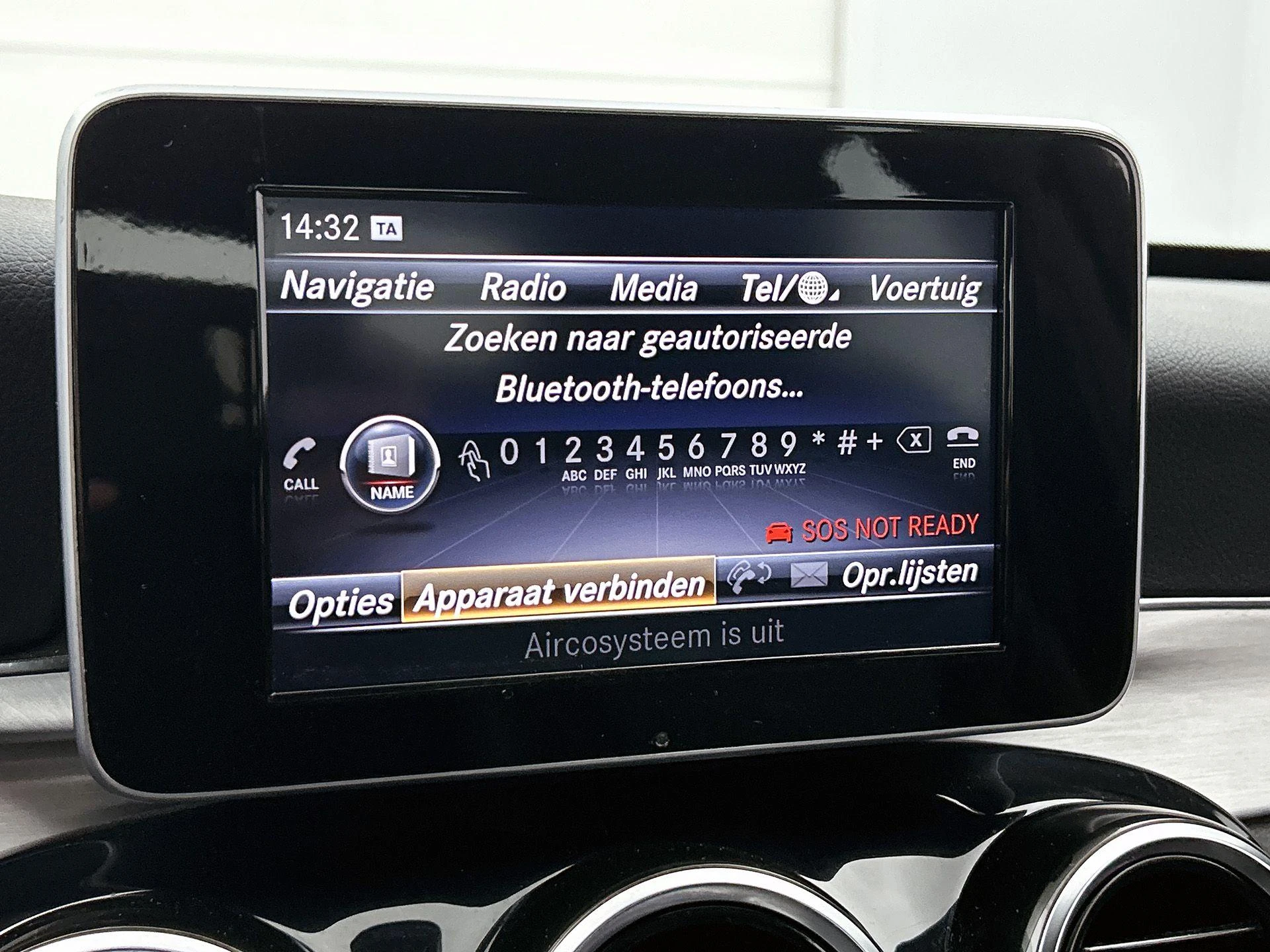 Mercedes-Benz-C-Klasse-image-6