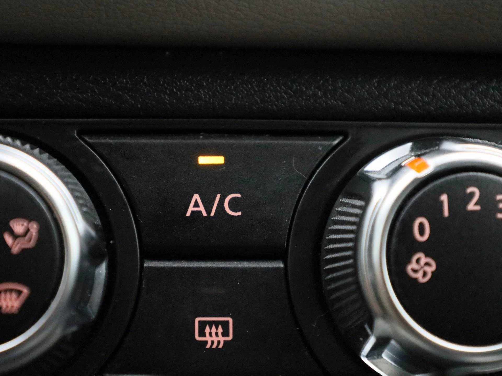 Nissan Micra 1.0 IG-T N-Connecta