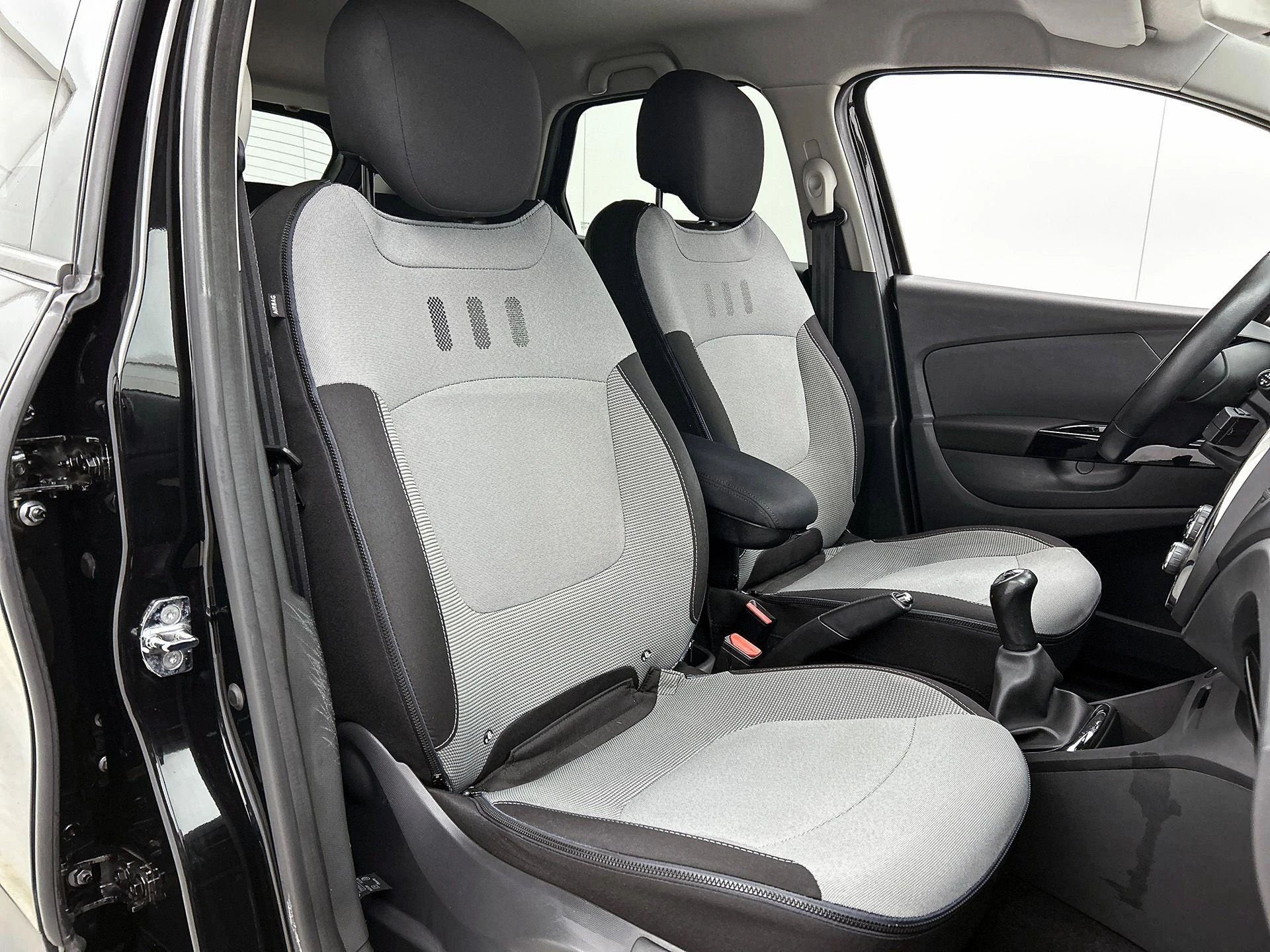 Renault-Captur-image-35