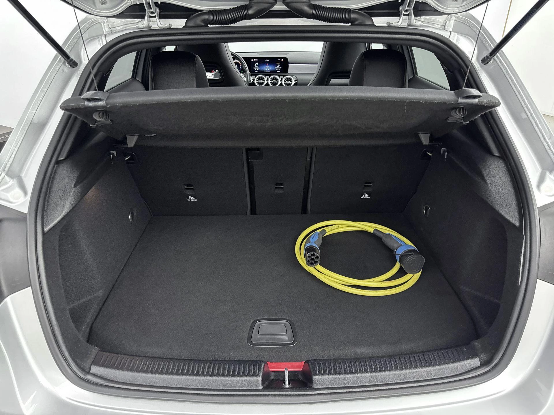 Mercedes-Benz-A-Klasse-image-23