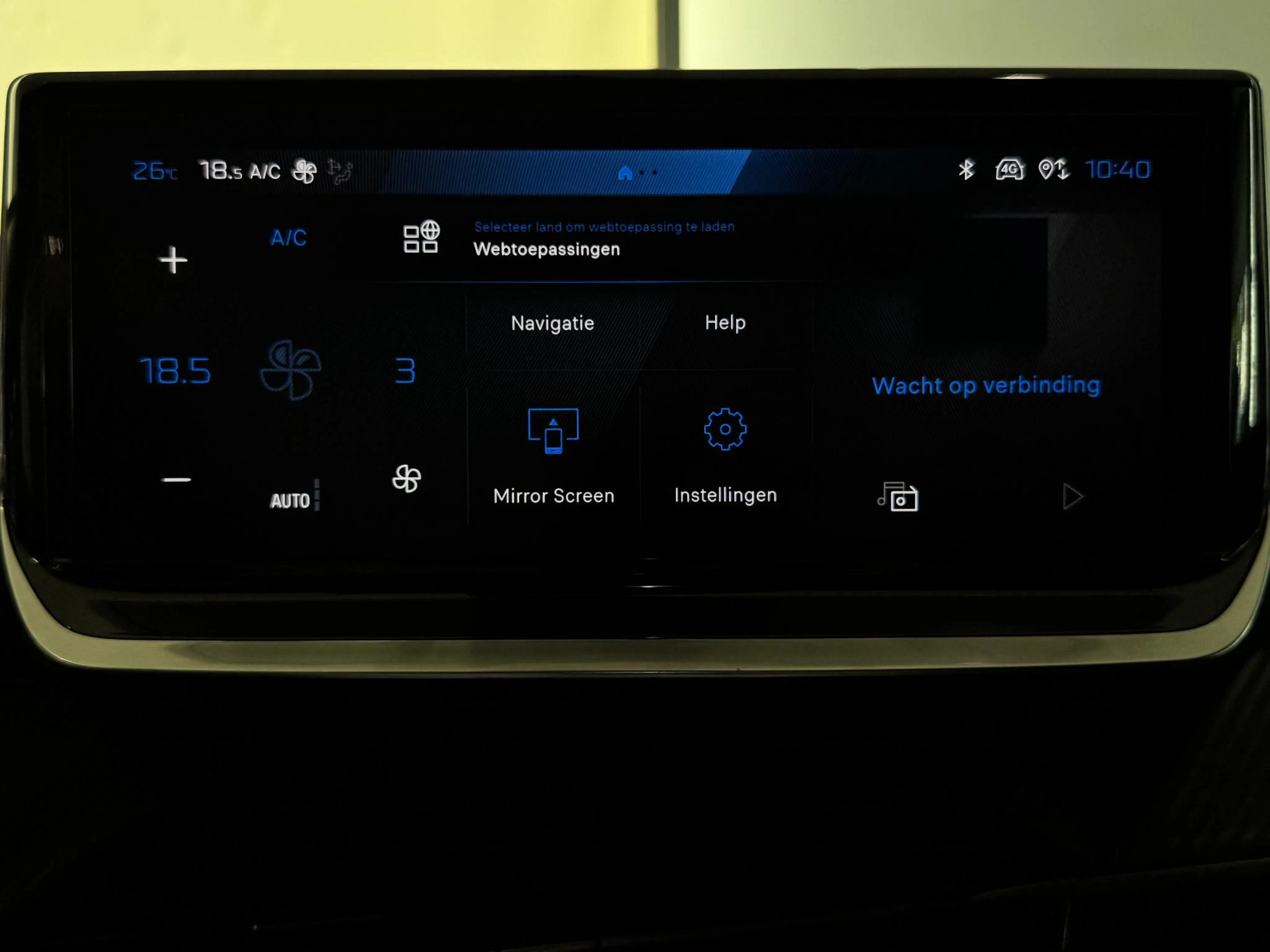 Peugeot e-2008 EV Allure Avantage 54 kWh