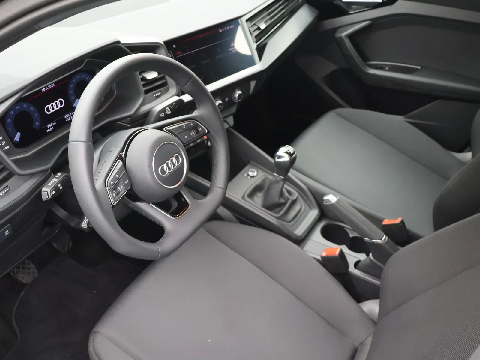 Audi A1 Sportback Audi A1 Sportback Advanced 30 TFSI 85(116) kW(pk) 6 versnellingen / DEMO