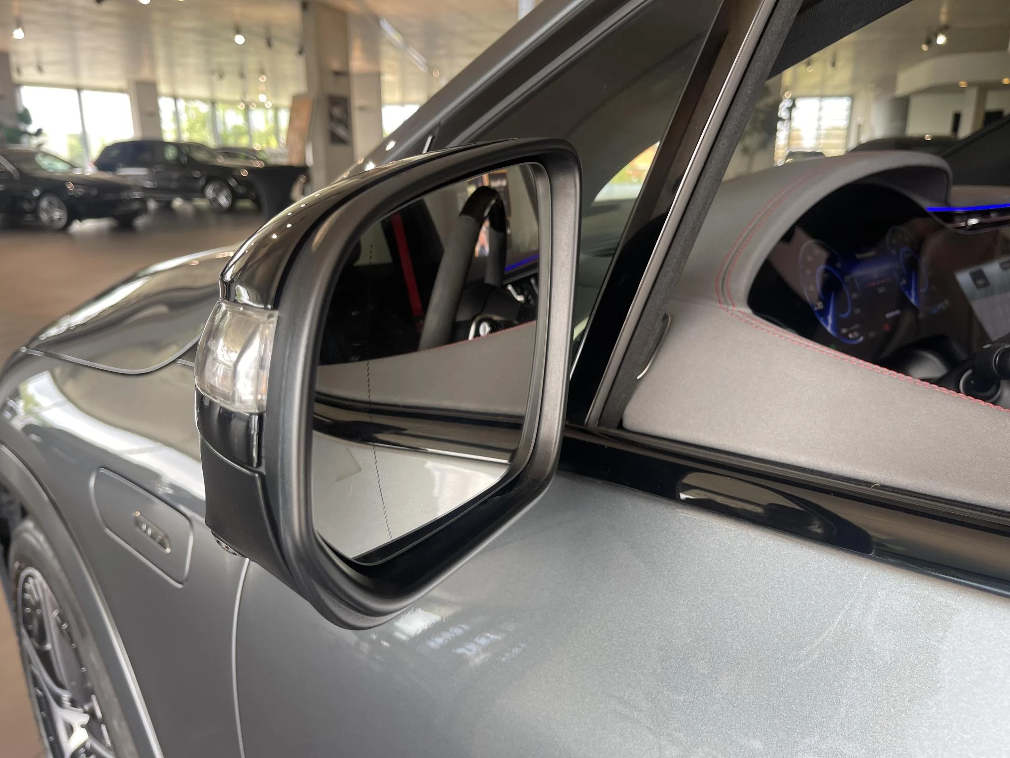 Mercedes-Benz EQE 43 AMG SUV + NAPPA + PANO + BURMESTER + HYPERSCREEN +