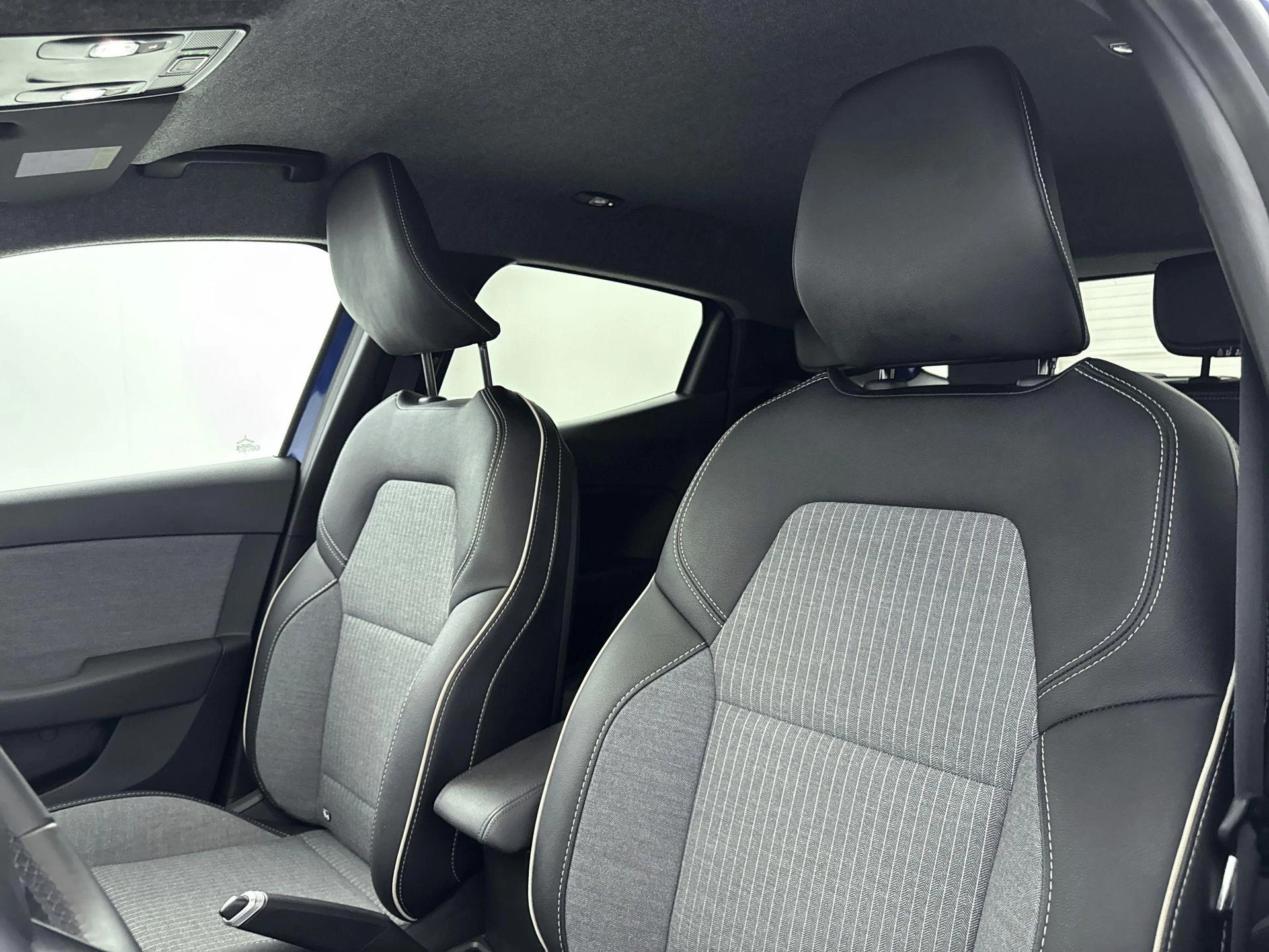 Renault-Clio-image-24