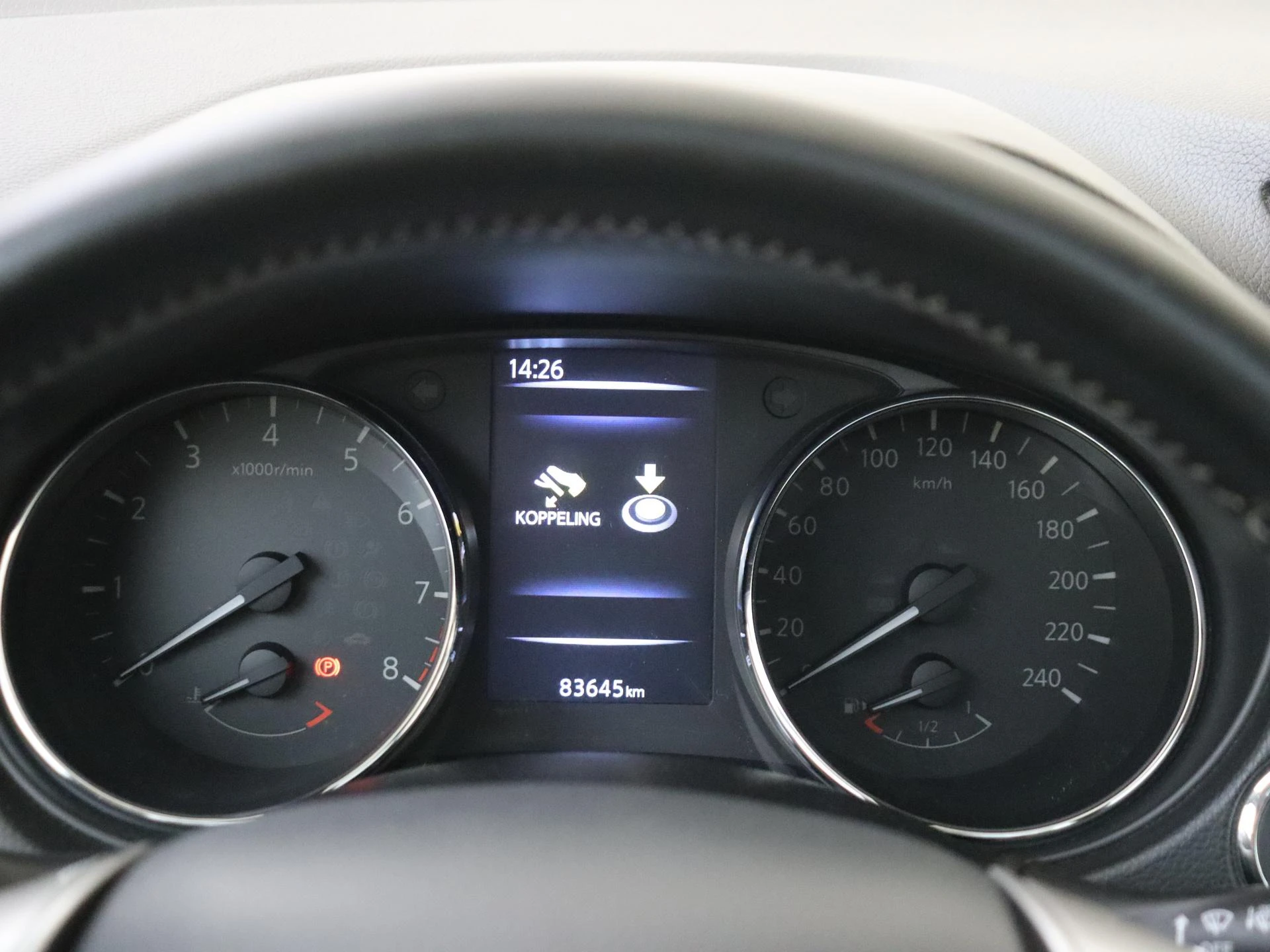 Nissan-QASHQAI-image-10