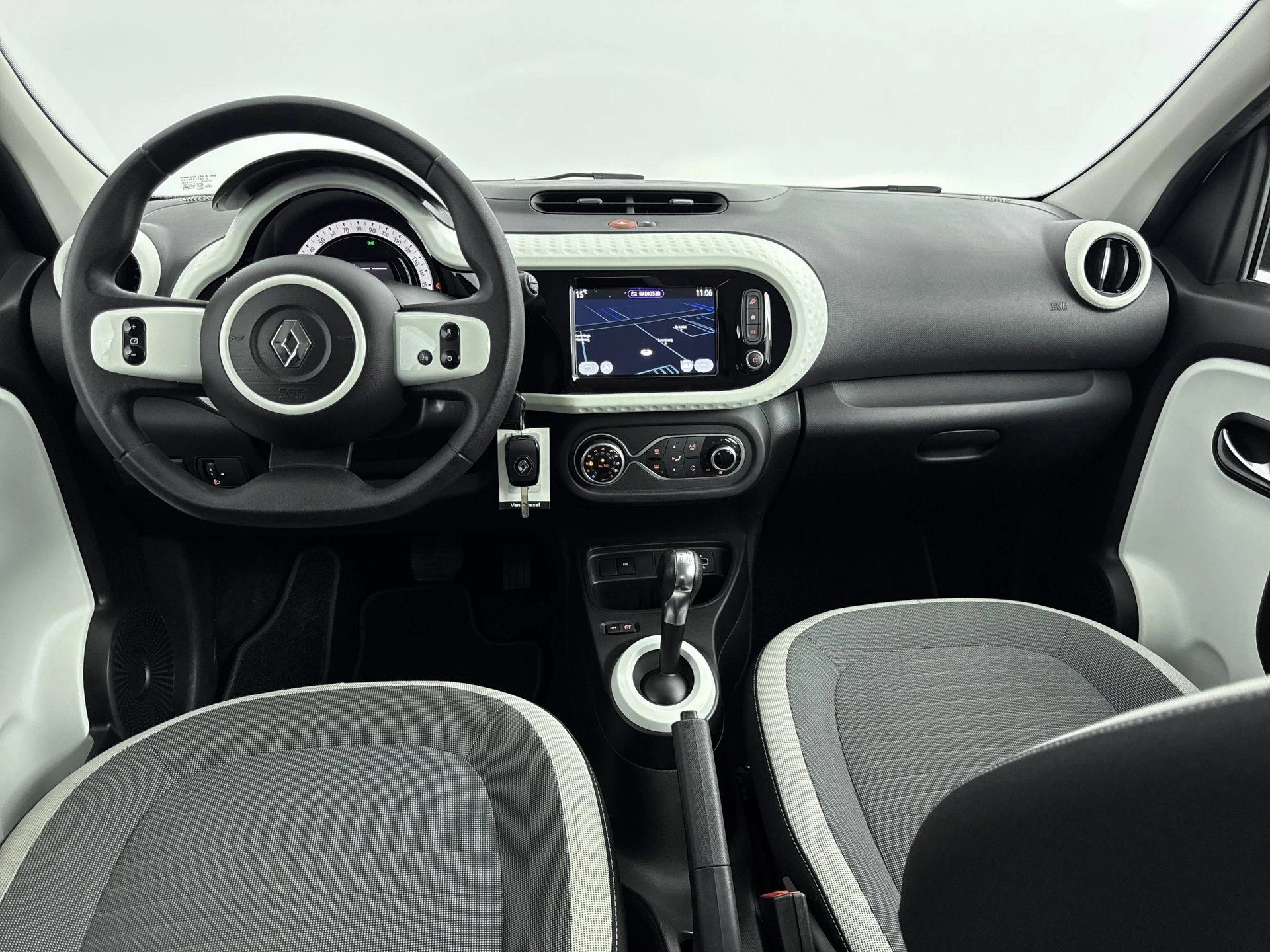 Renault-Twingo-image-20