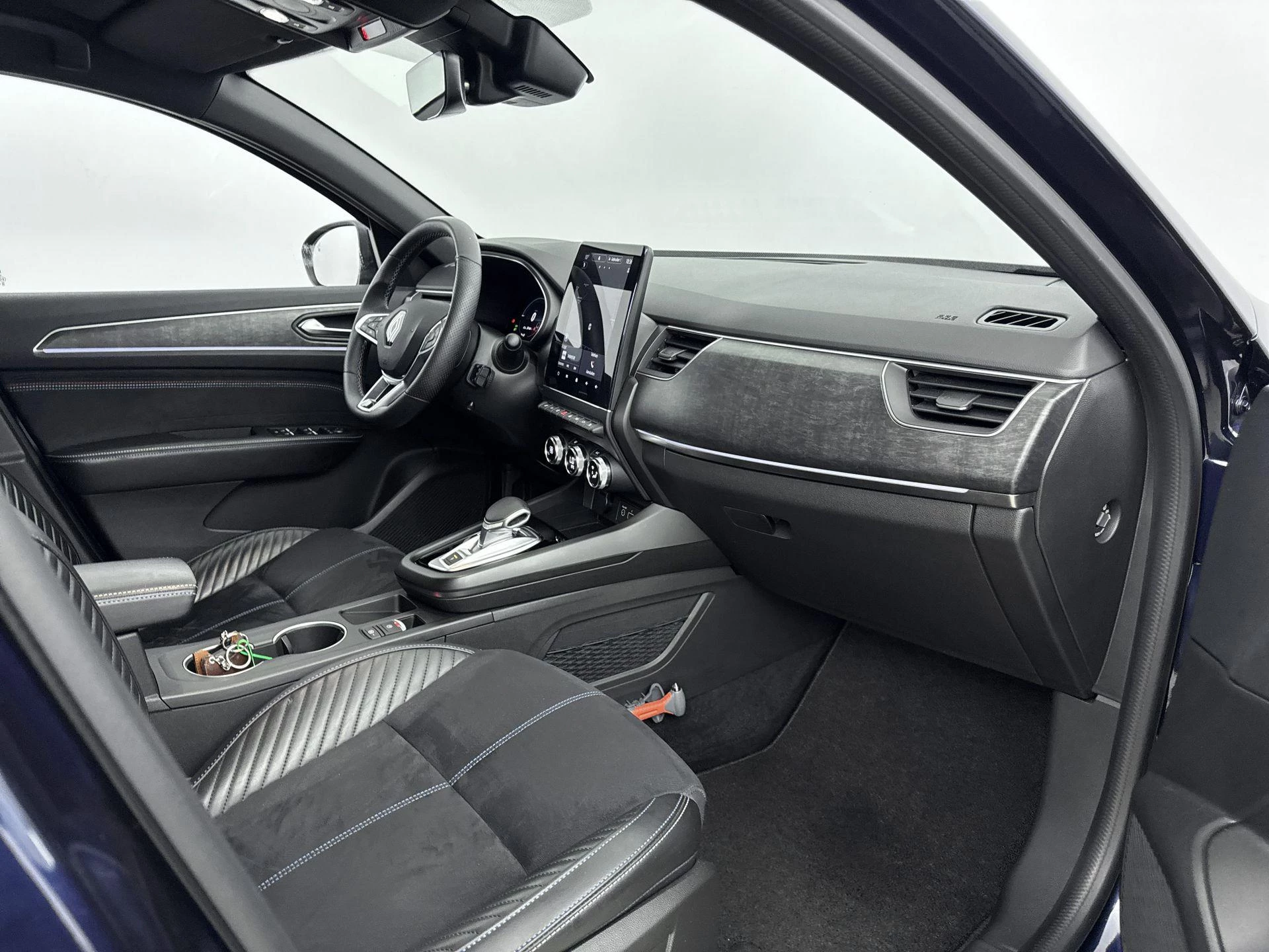 Renault-Arkana-image-16