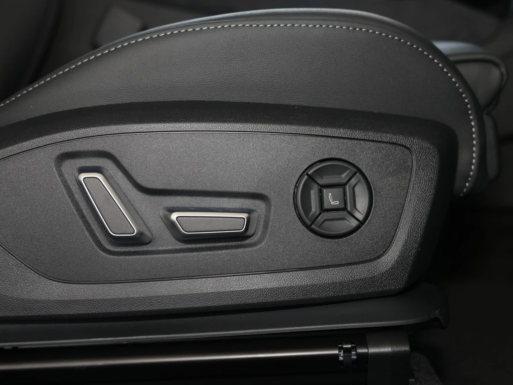 Audi Q6 e-tron SUV performance 225 kW