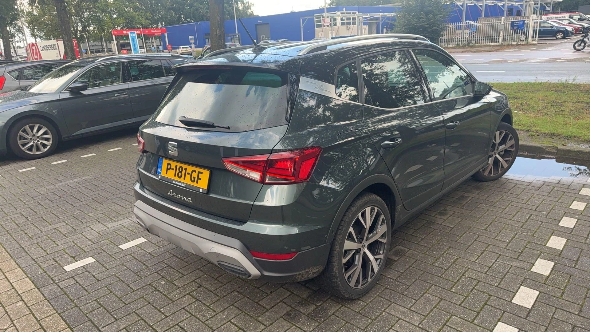 SEAT-Arona-image-3
