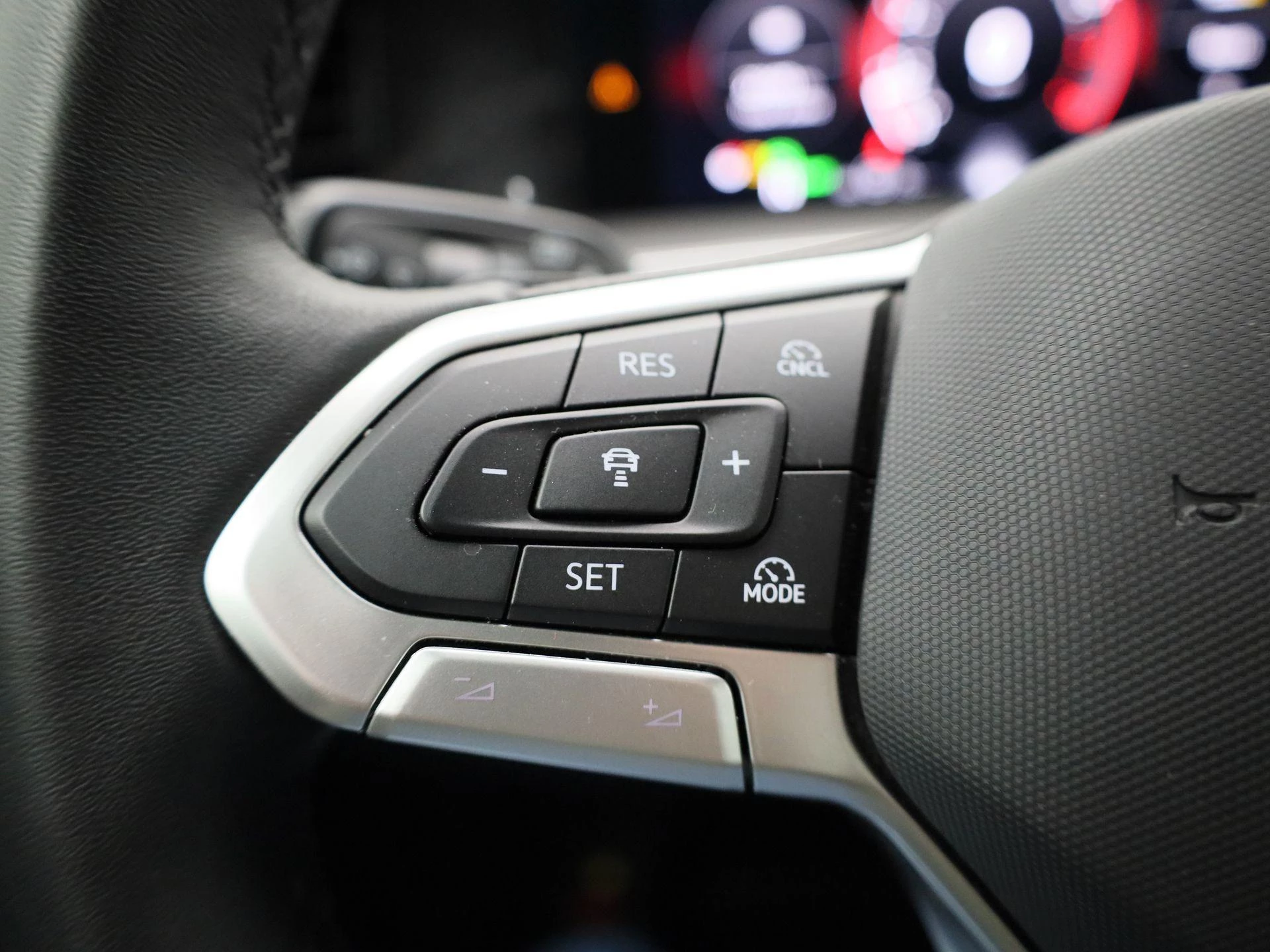 Volkswagen-Tayron-image-18