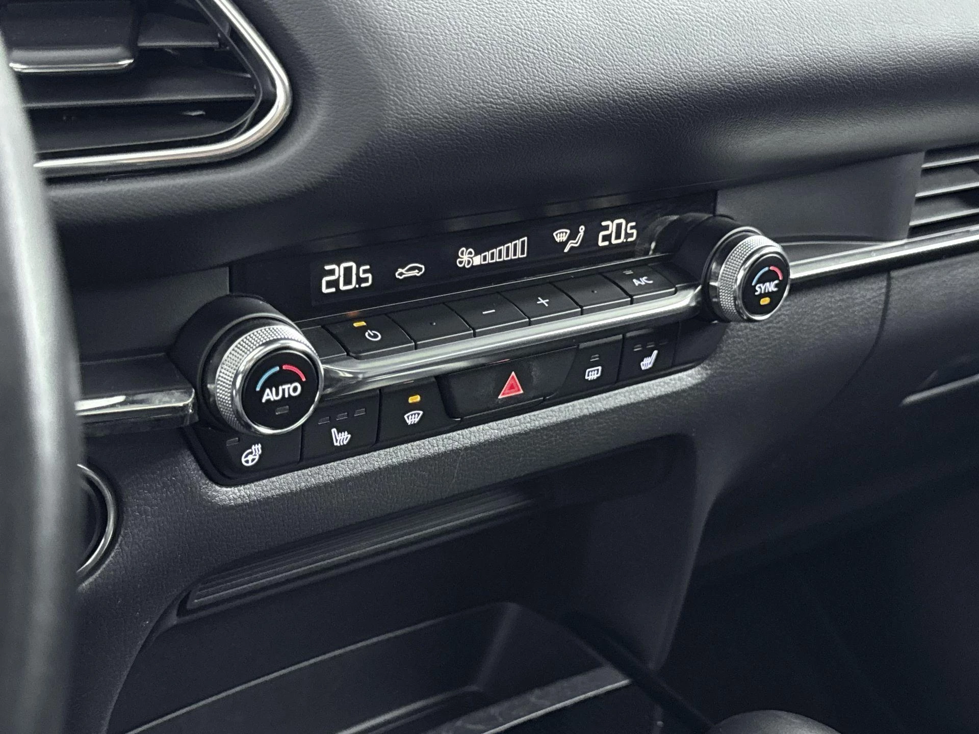 Mazda-CX-30-image-23