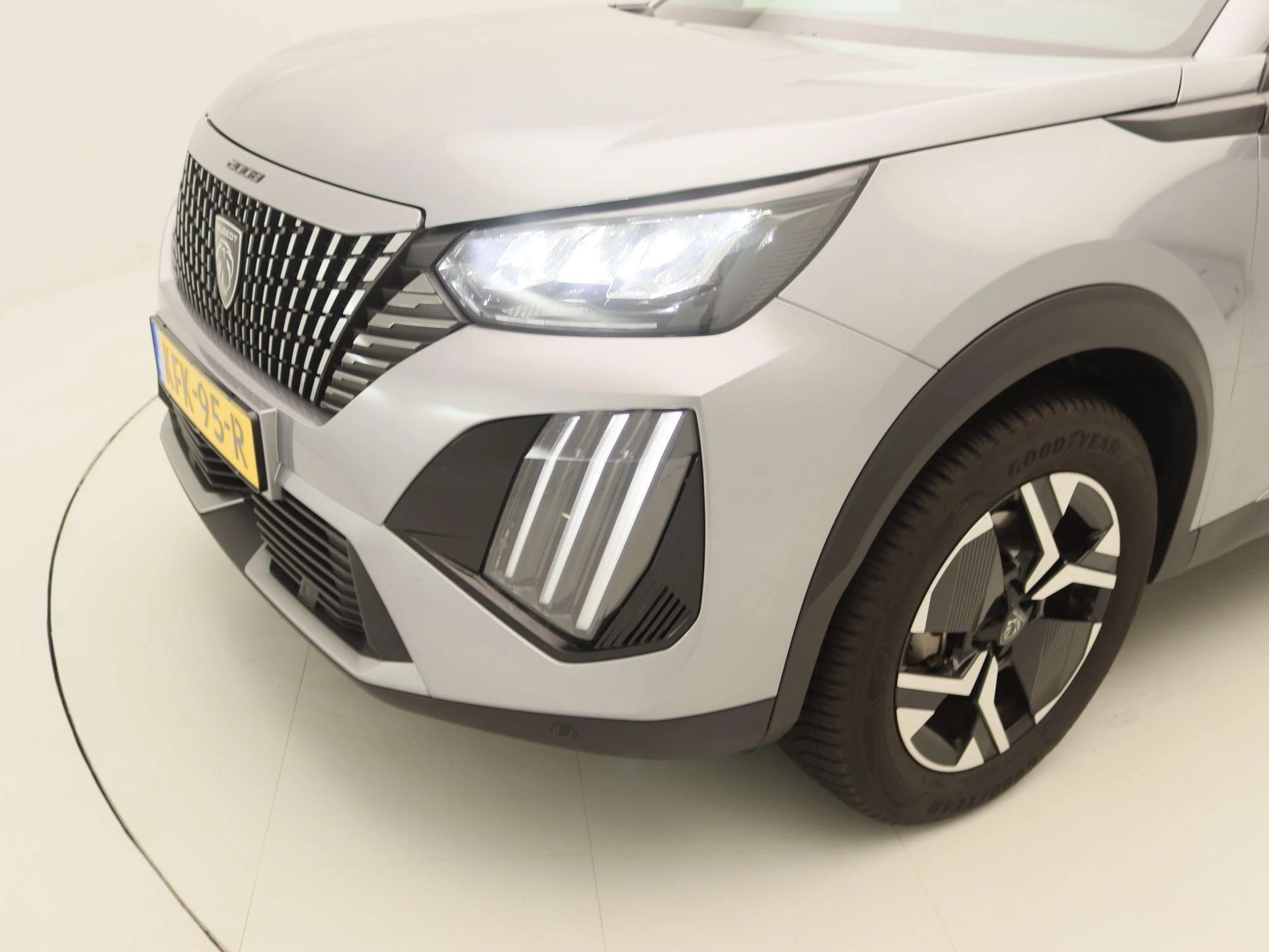 Peugeot-2008-image-15
