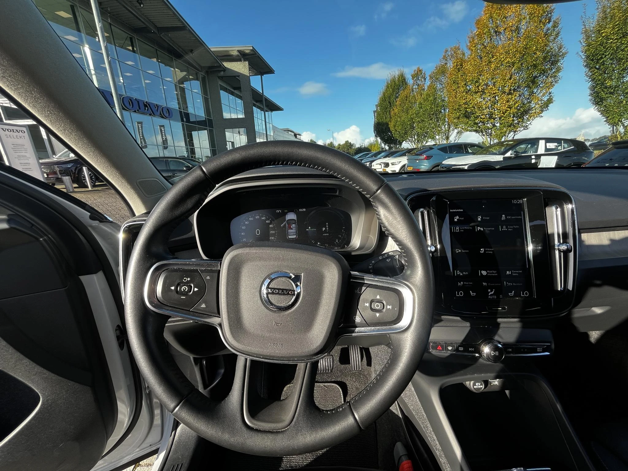 Volvo-XC40-image-7