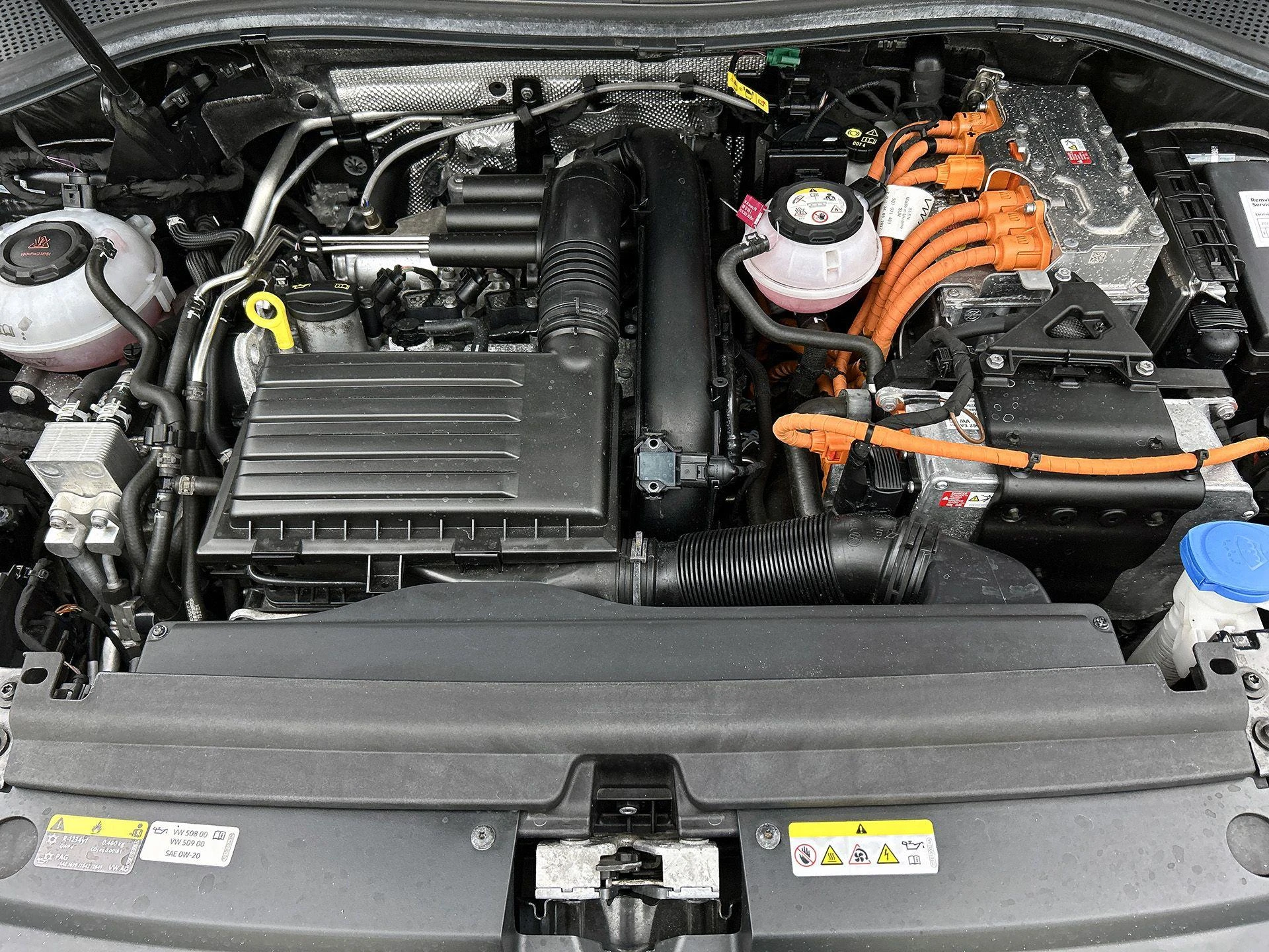 Volkswagen-Tiguan-image-33