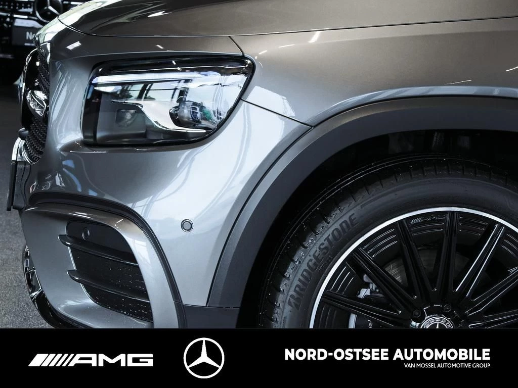 Mercedes-Benz GLB 200 AMG NIGHT PANO DISTRONIC 20Z 360° AMG Line