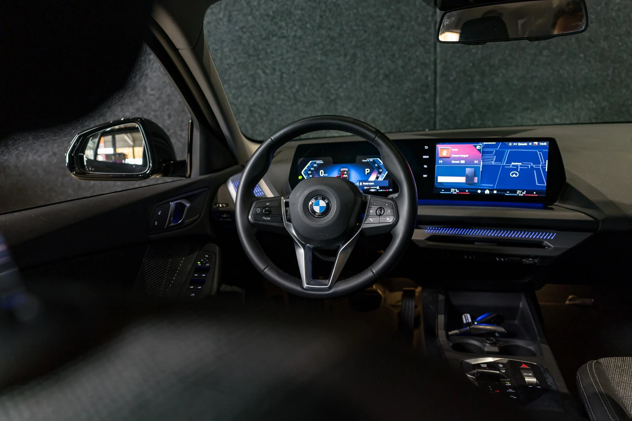 BMW-1 Reeks-image-12