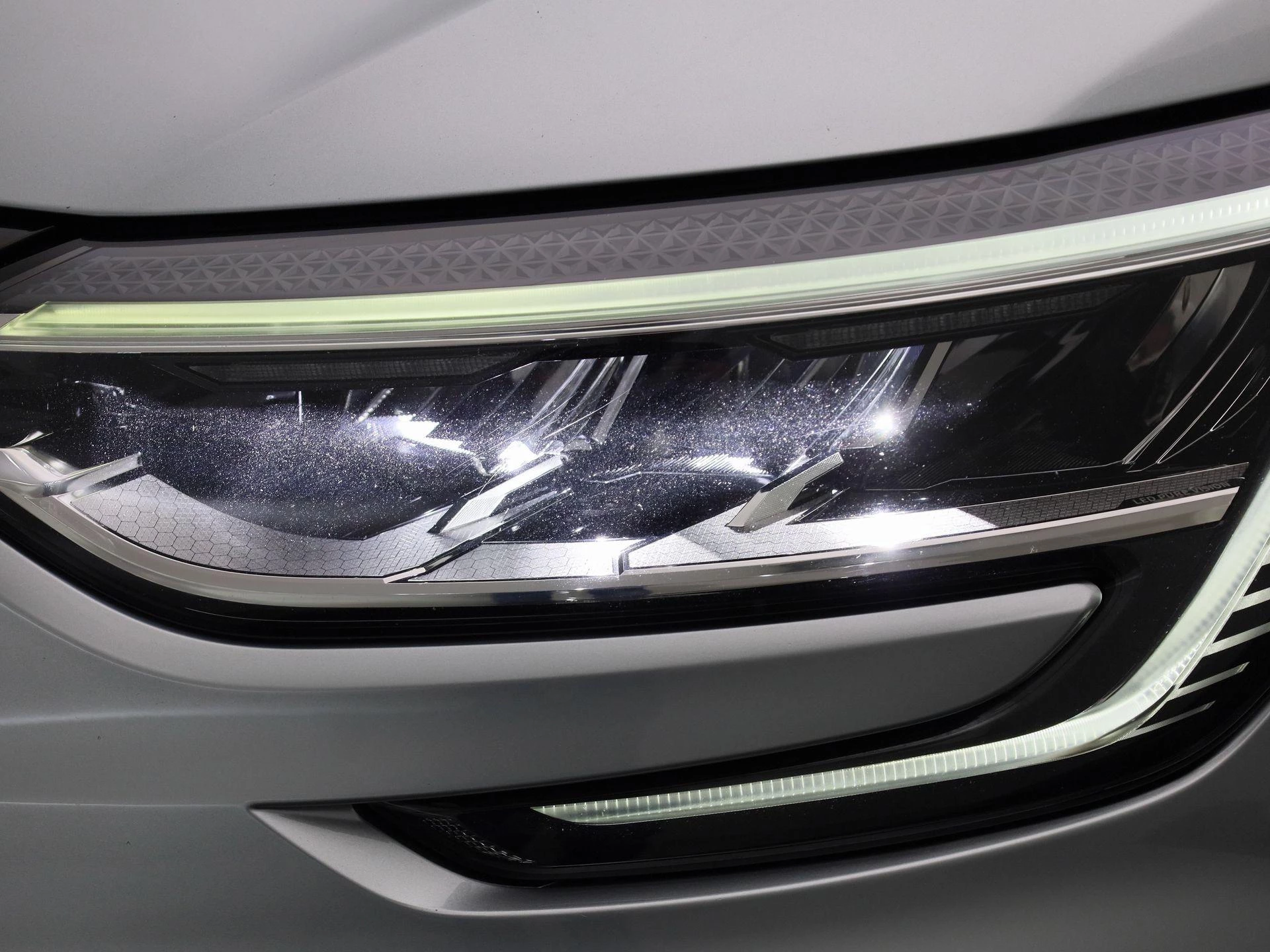 Renault-Megane E-Tech-image-14