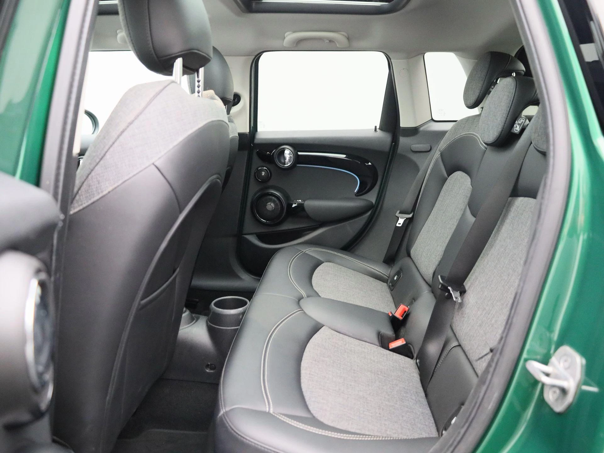 MINI-Cooper S-image-11